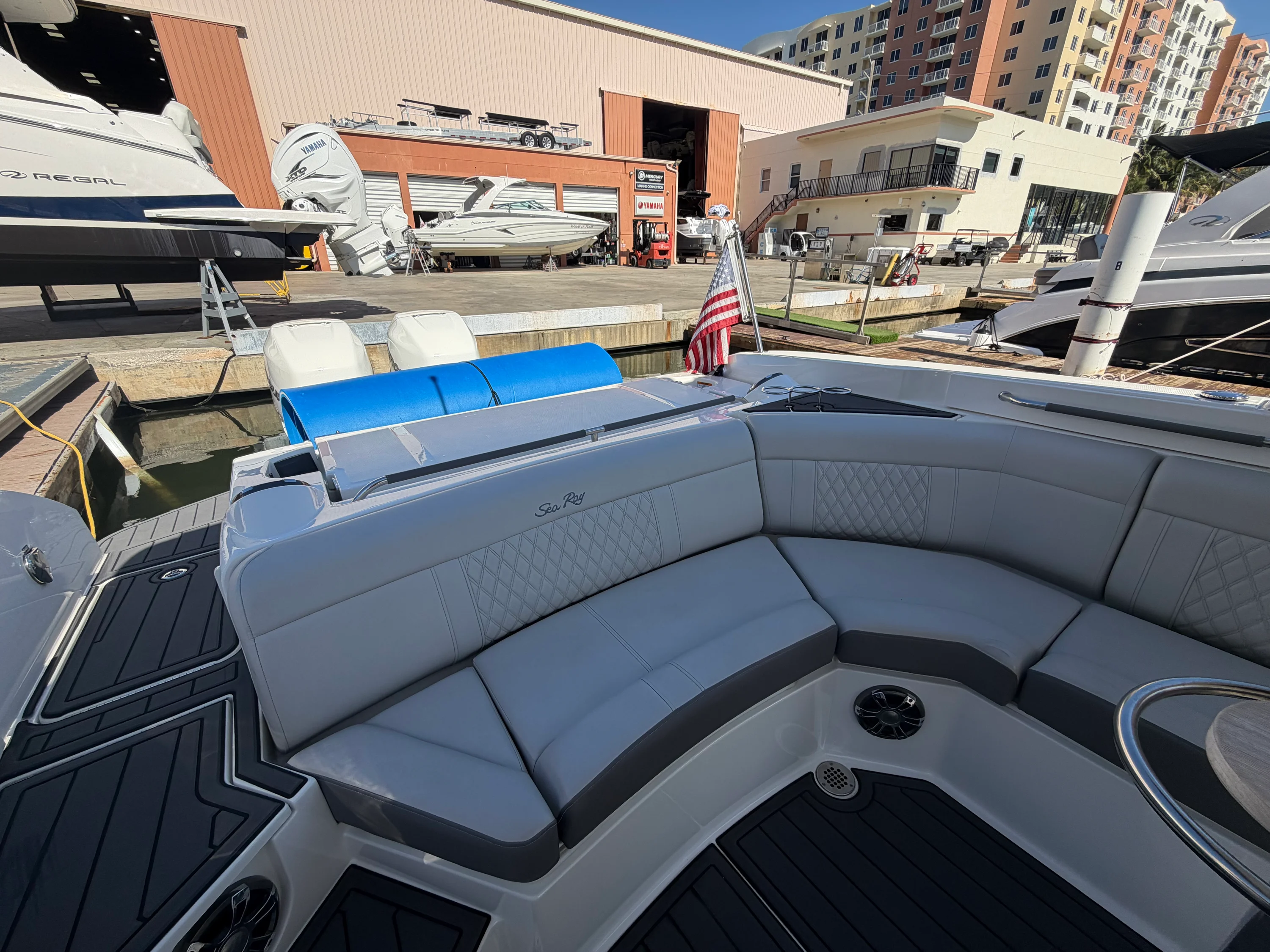2023 Sea Ray 350 SLX OB Image Thumbnail #63