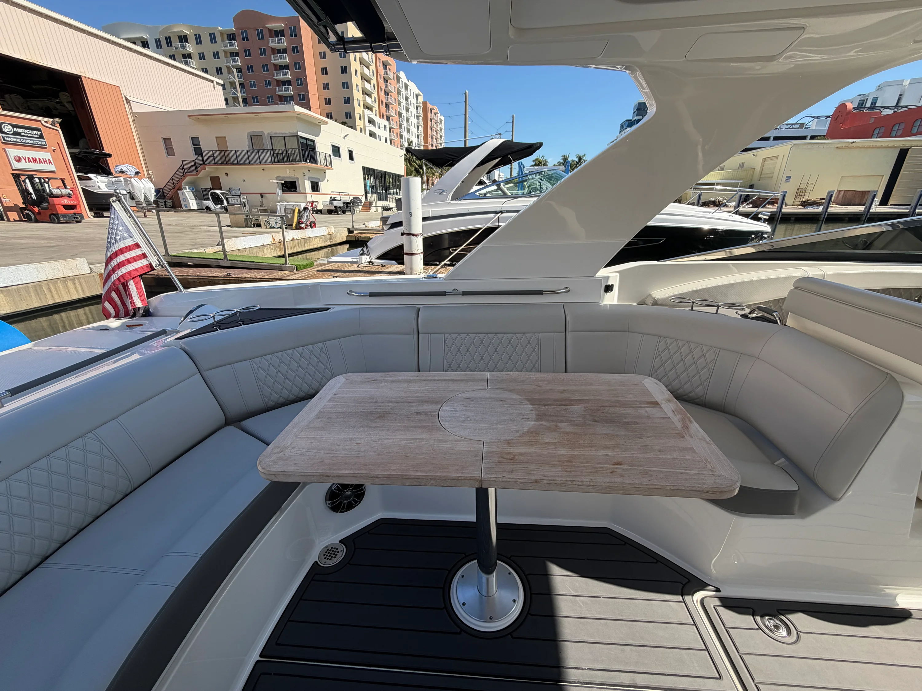2023 Sea Ray 350 SLX OB Image Thumbnail #61