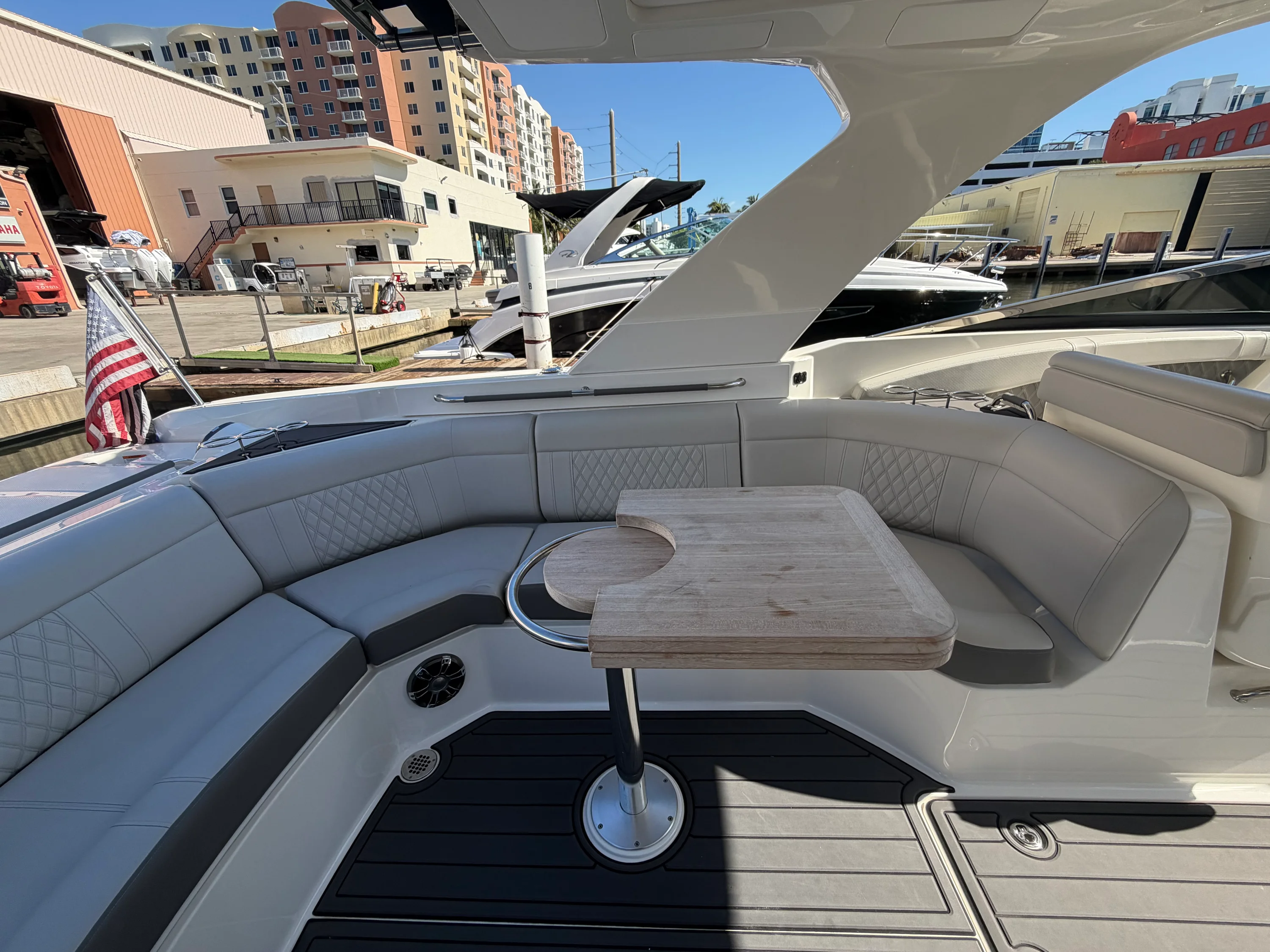 2023 Sea Ray 350 SLX OB Image Thumbnail #62