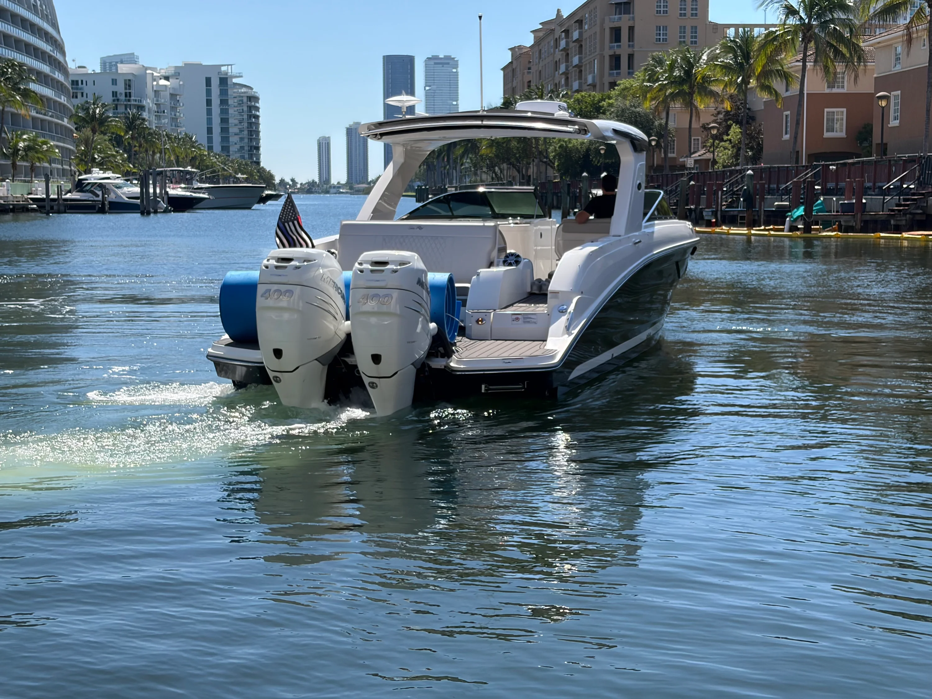 2023 Sea Ray 350 SLX OB Image Thumbnail #10