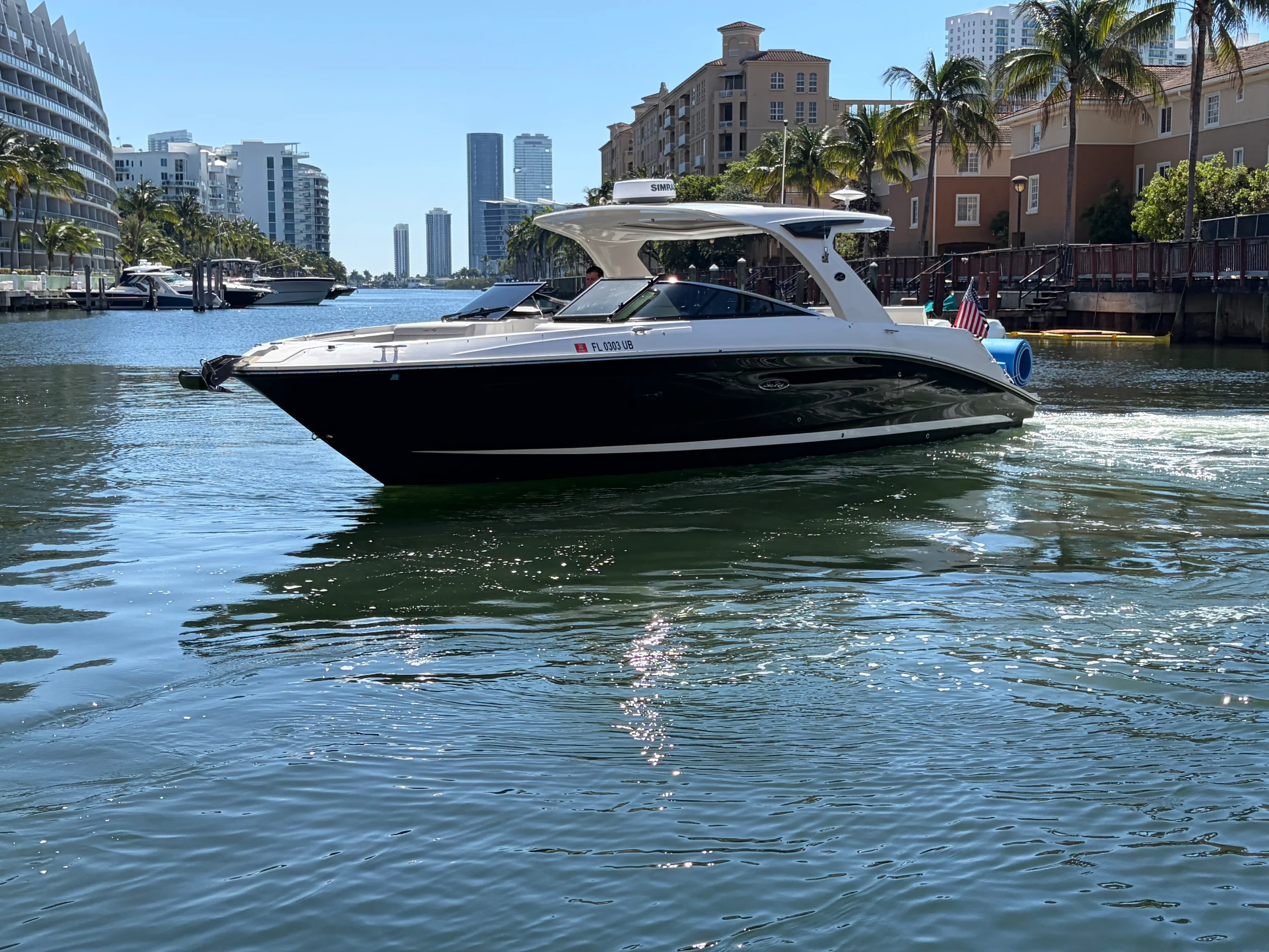 2023 Sea Ray 350 SLX OB Image Thumbnail #6