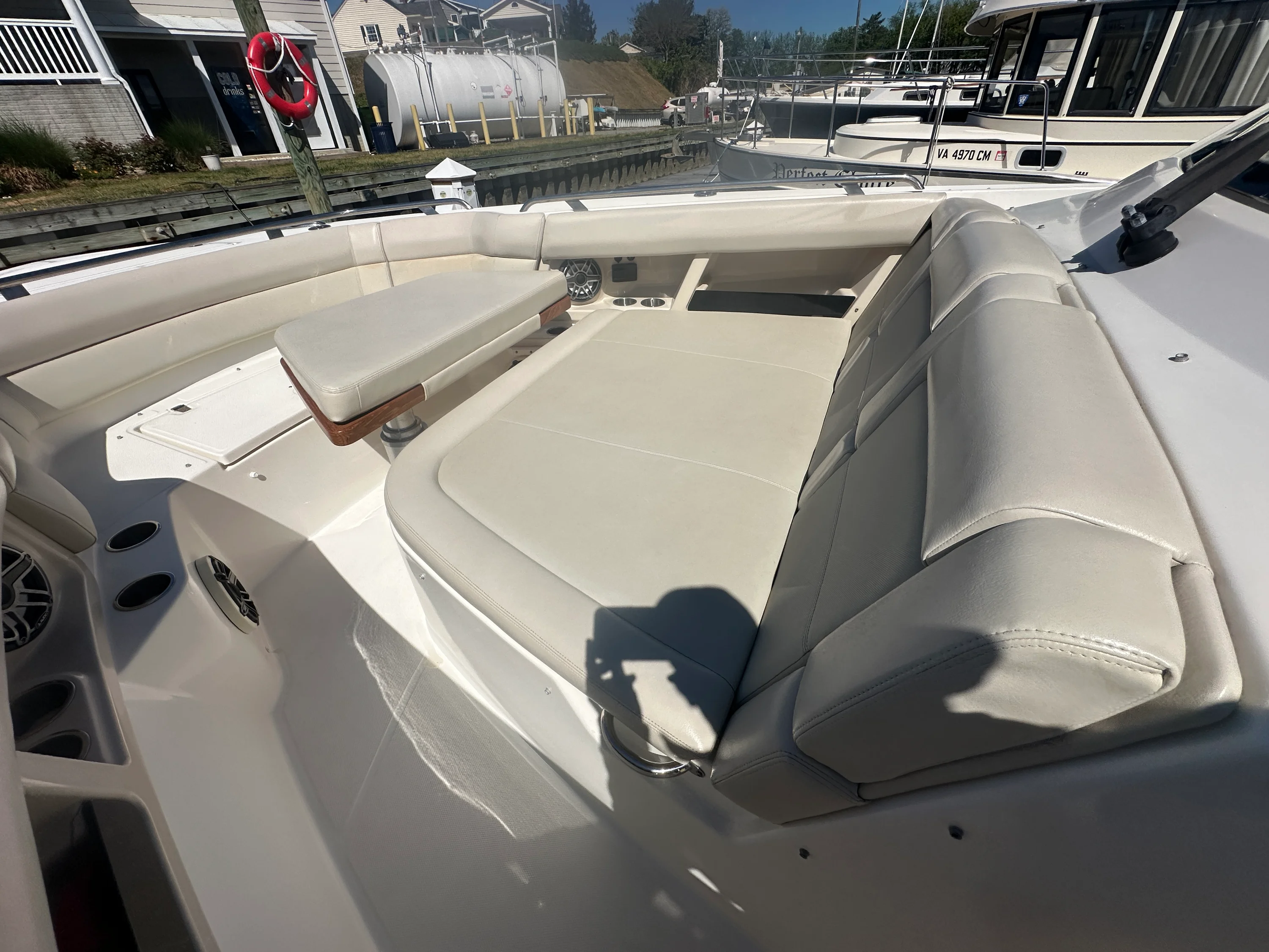 2019 Boston Whaler 350 Realm Image Thumbnail #30