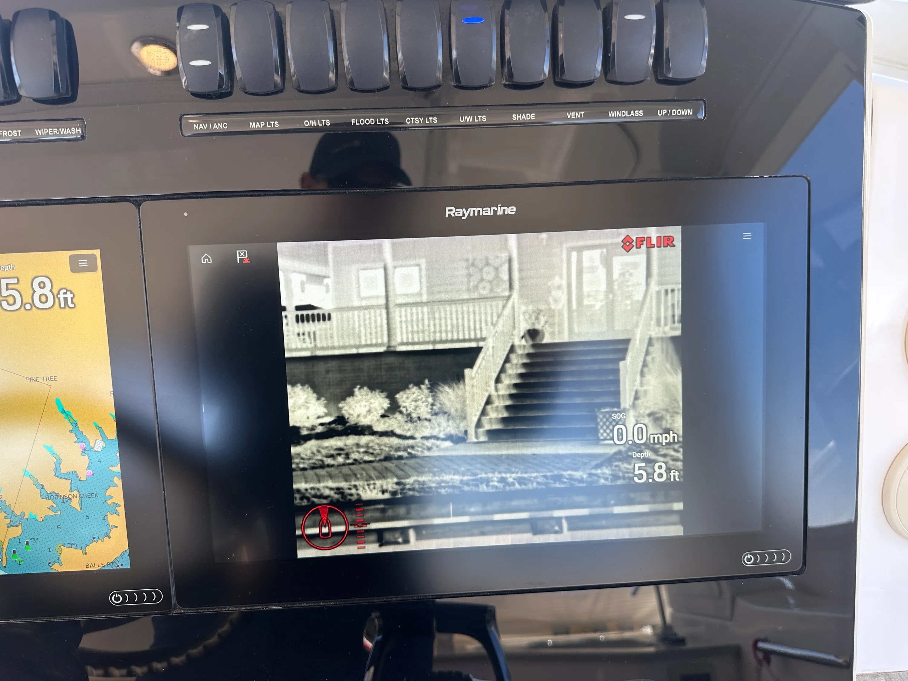 2019 Boston Whaler 350 Realm Image Thumbnail #32