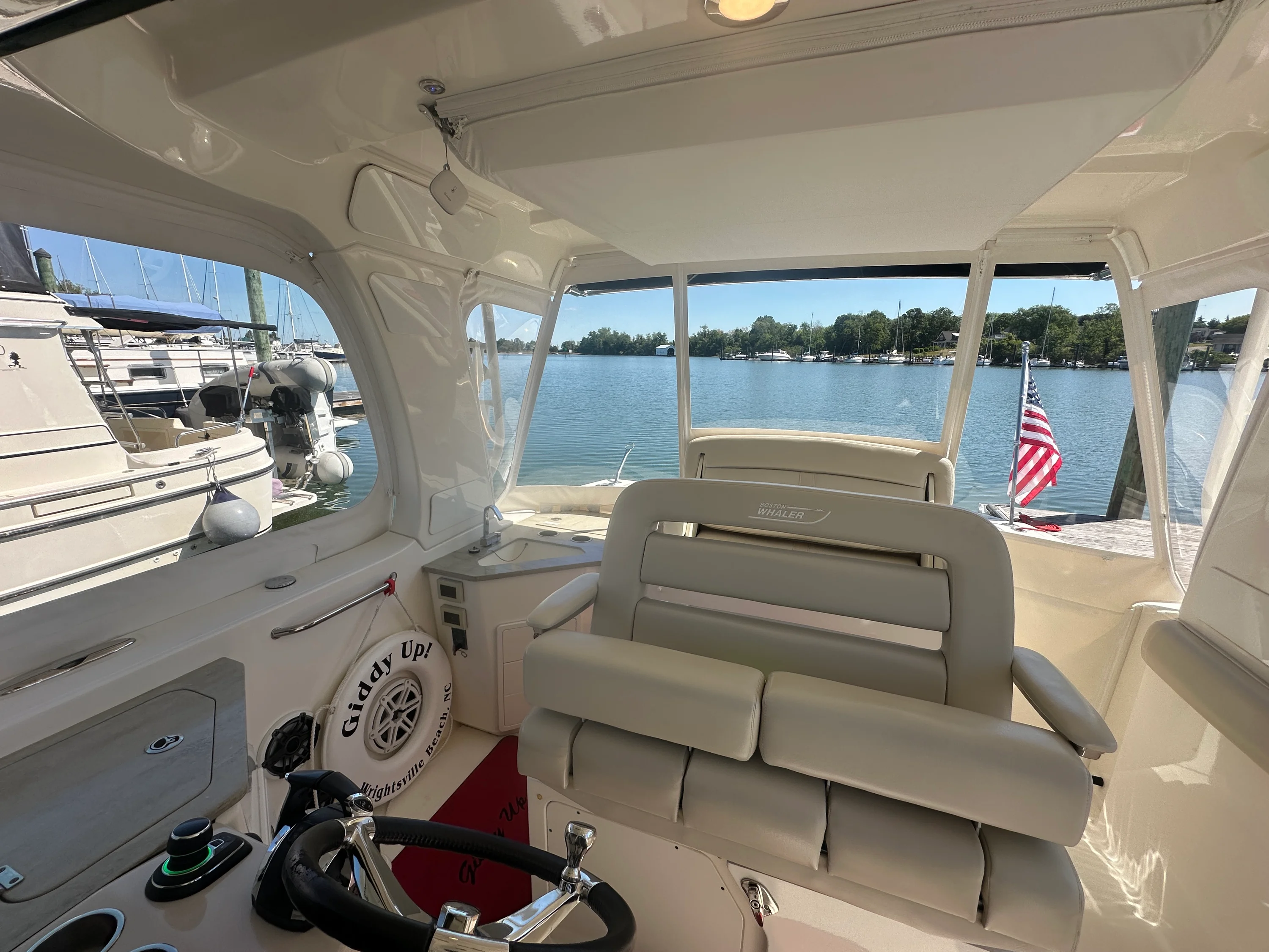 2019 Boston Whaler 350 Realm Image Thumbnail #37