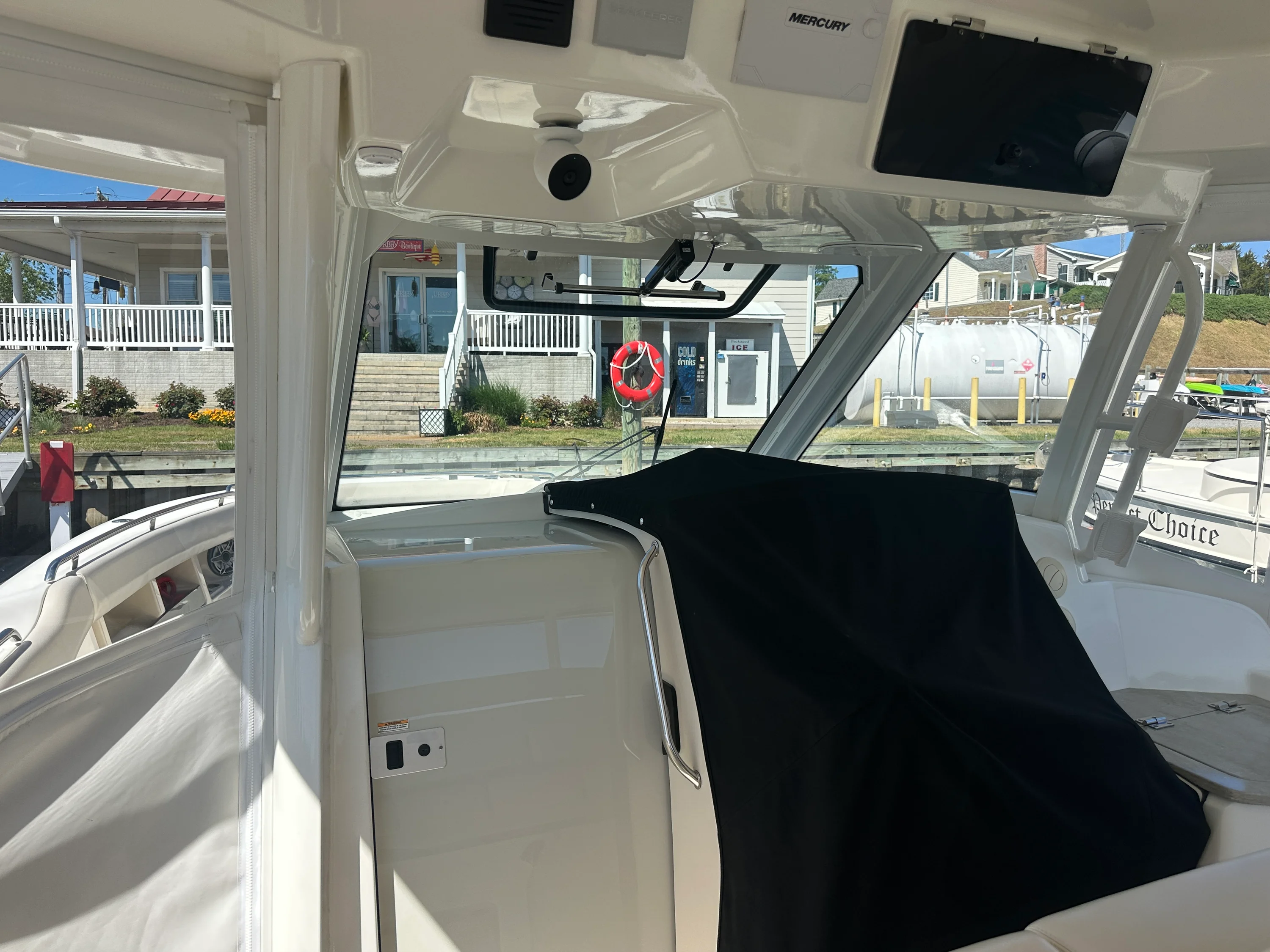 2019 Boston Whaler 350 Realm Image Thumbnail #19