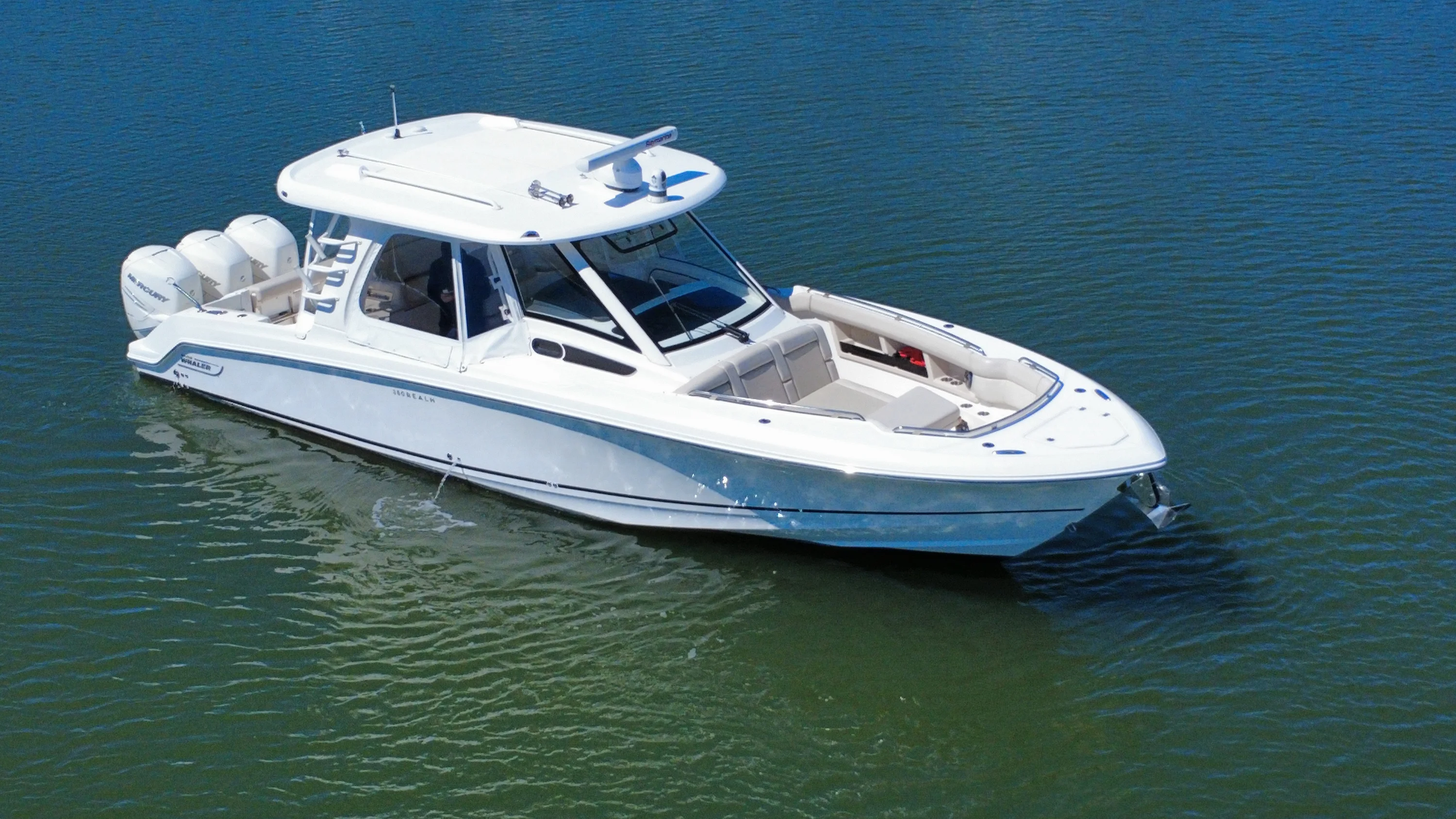 2019 Boston Whaler 350 Realm Image Thumbnail #2