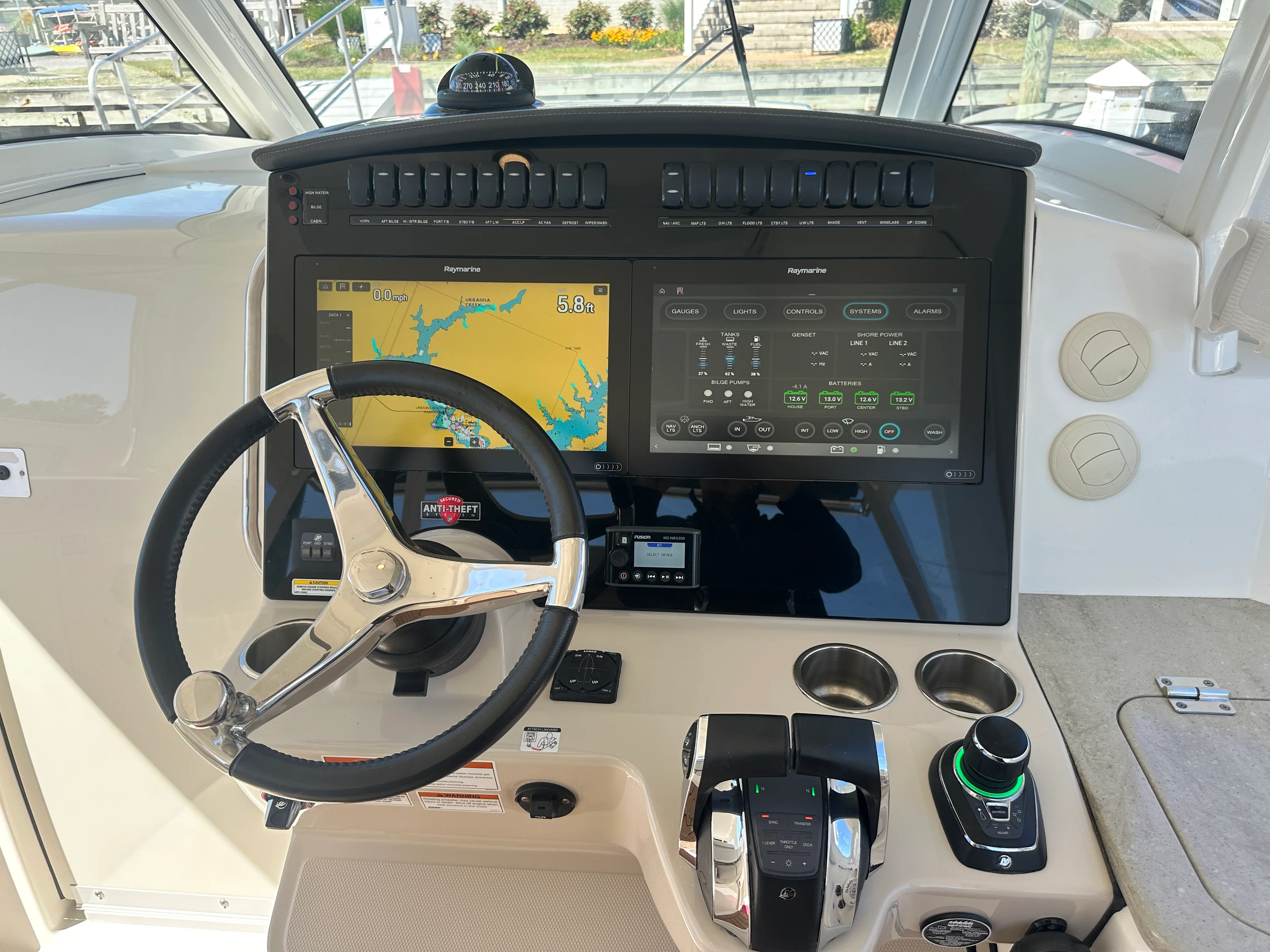 2019 Boston Whaler 350 Realm Image Thumbnail #28