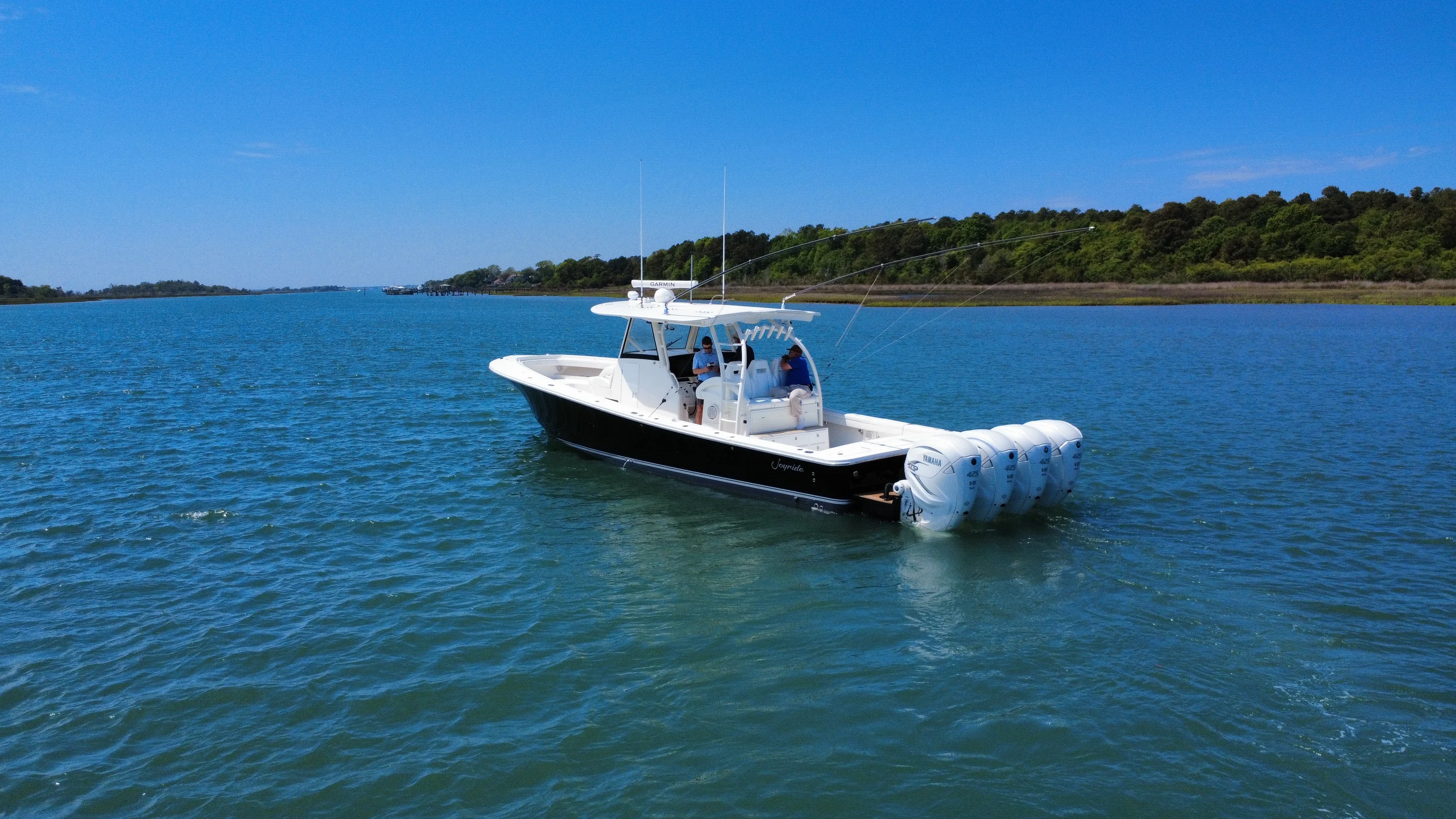 2019 Regulator 41 Image Thumbnail #2