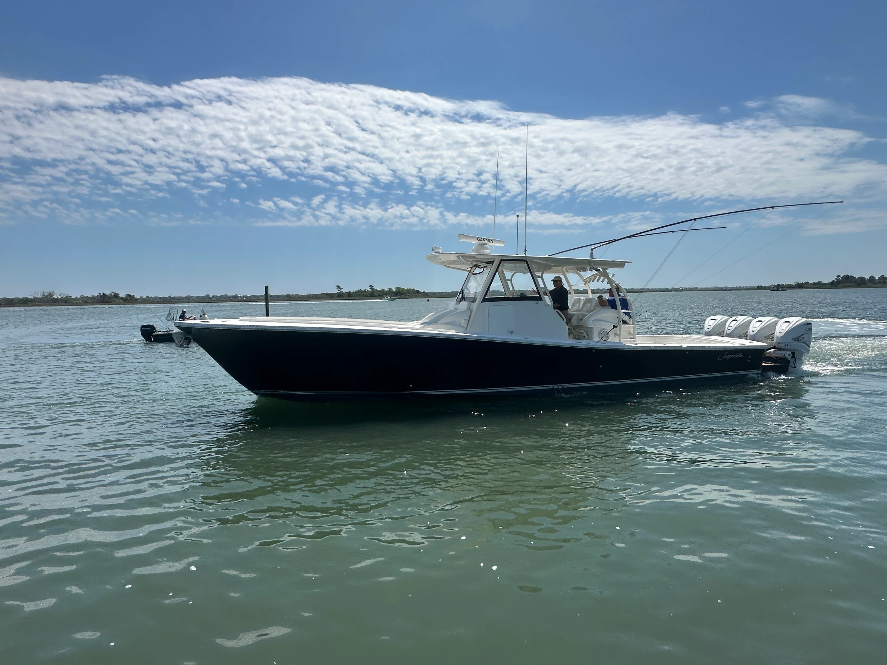 2019 Regulator 41 Image Thumbnail #4