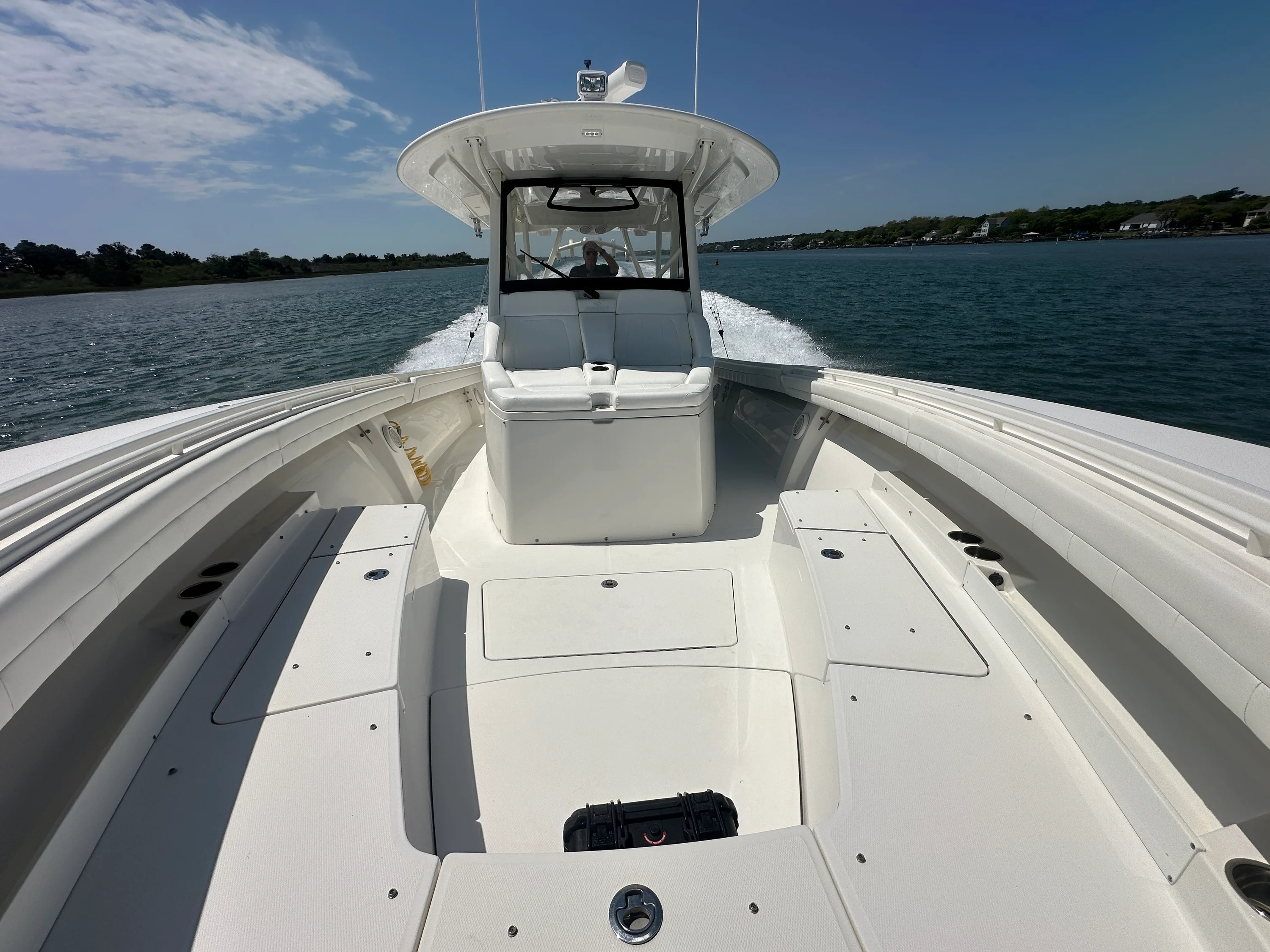 2019 Regulator 41 Image Thumbnail #13