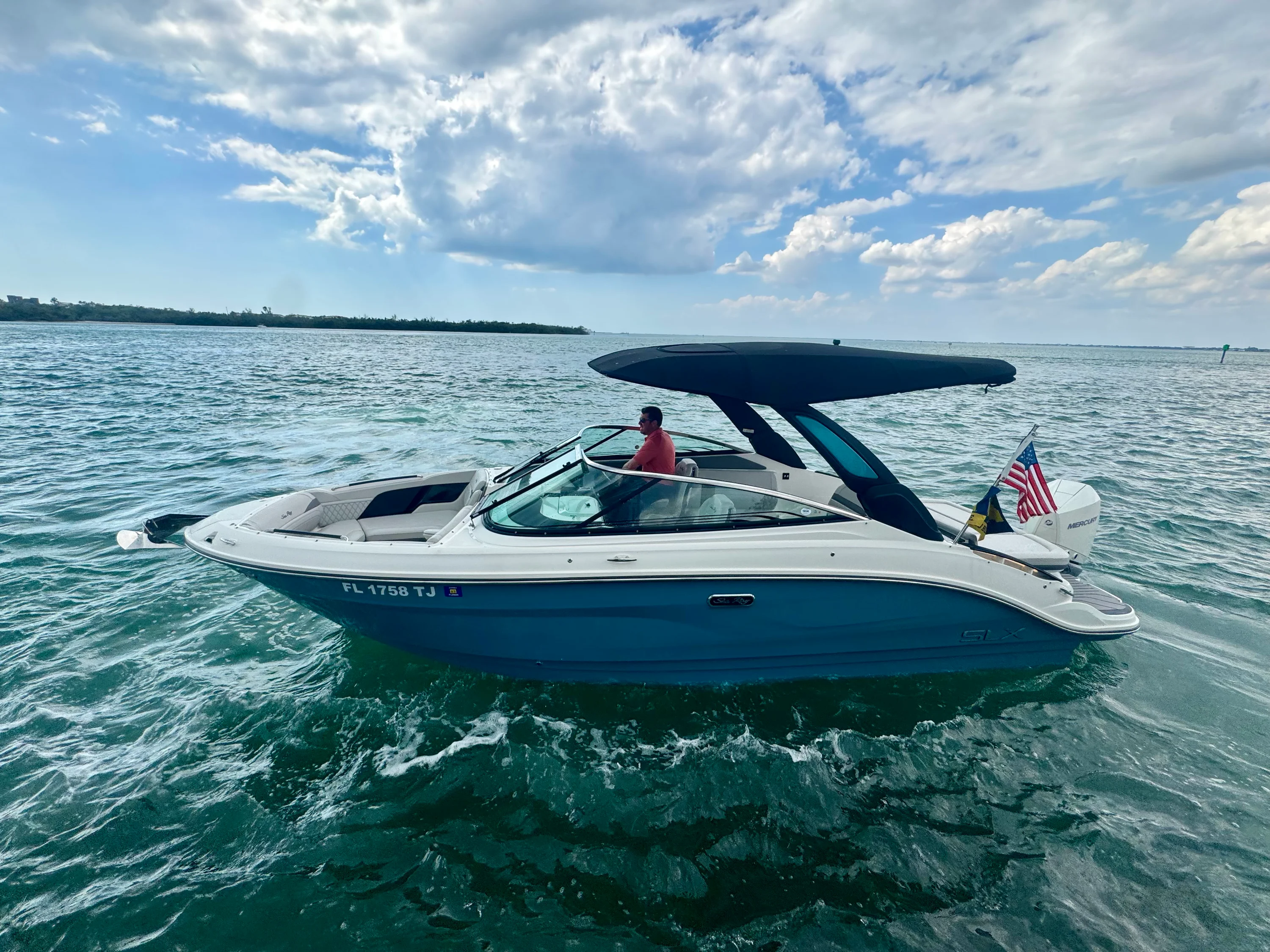 2023 Sea Ray 260 SLX OB Image Thumbnail #8