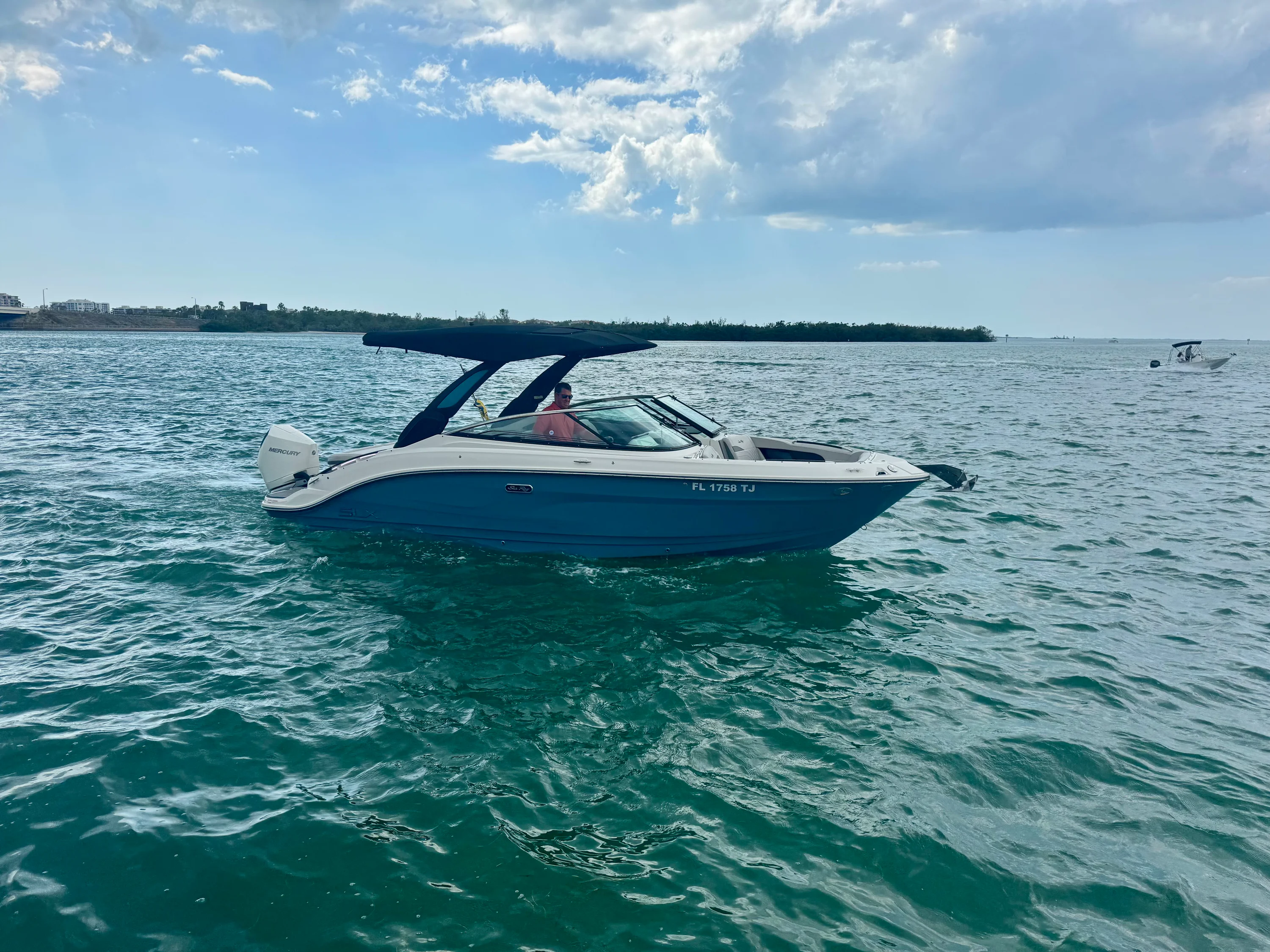 2023 Sea Ray 260 SLX OB Image Thumbnail #0