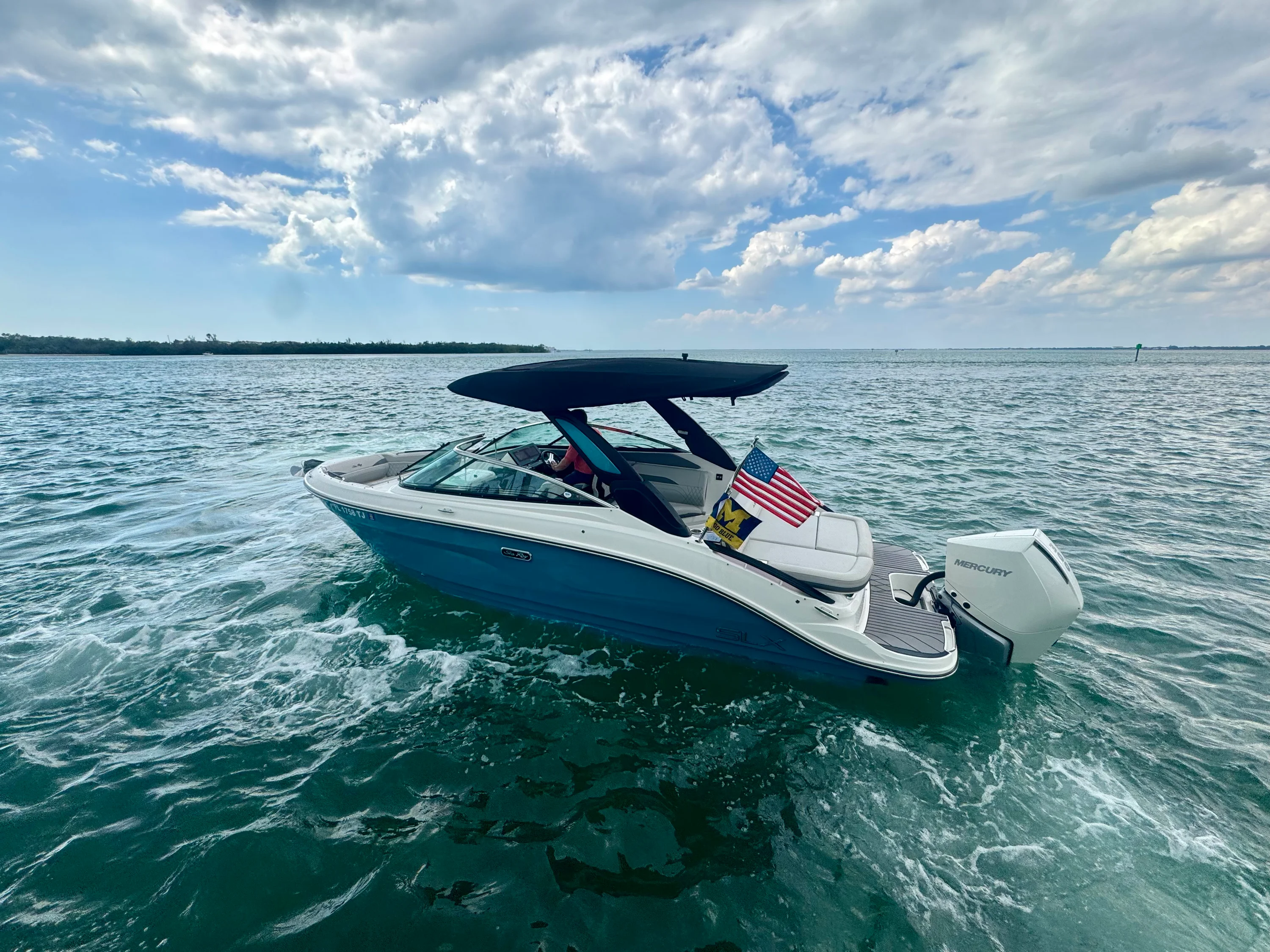 2023 Sea Ray 260 SLX OB Image Thumbnail #5
