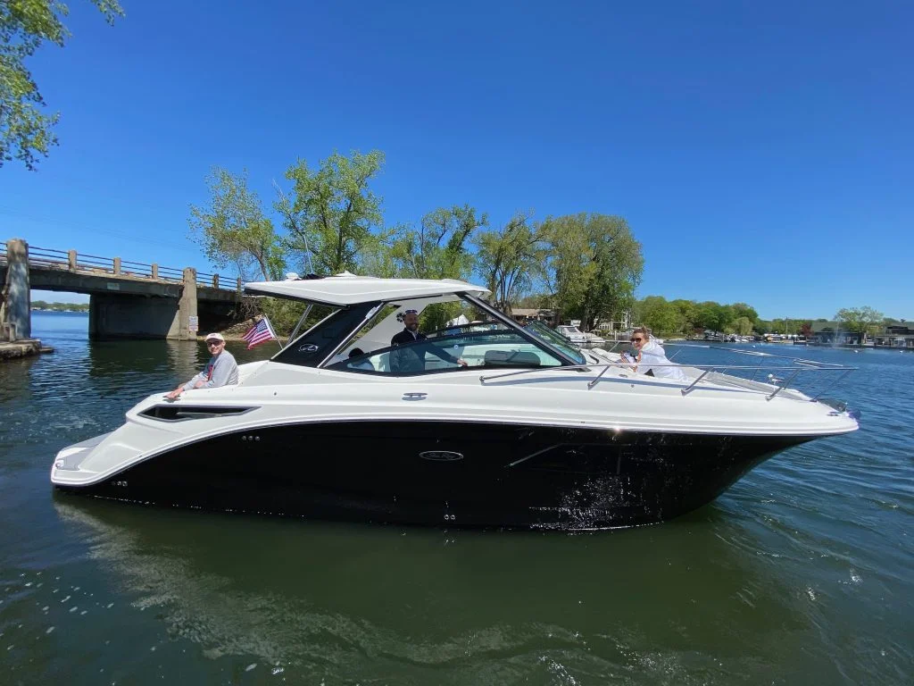 2020 Sea Ray 320 DA Image Thumbnail #1