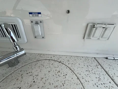 2020 Sea Ray 320 DA Image Thumbnail #19