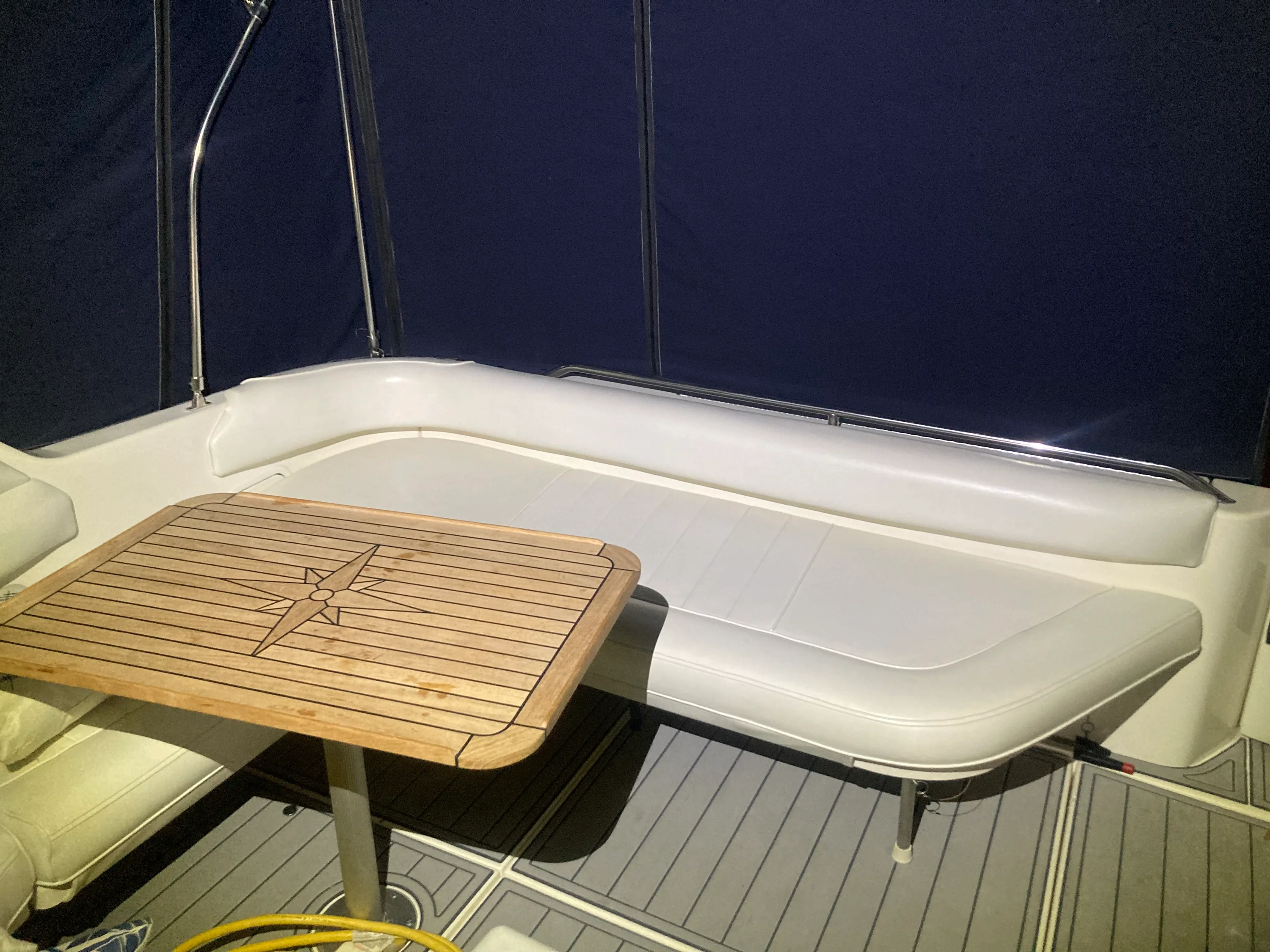 1996 Sea Ray 370 SUNDANCER Image Thumbnail #6