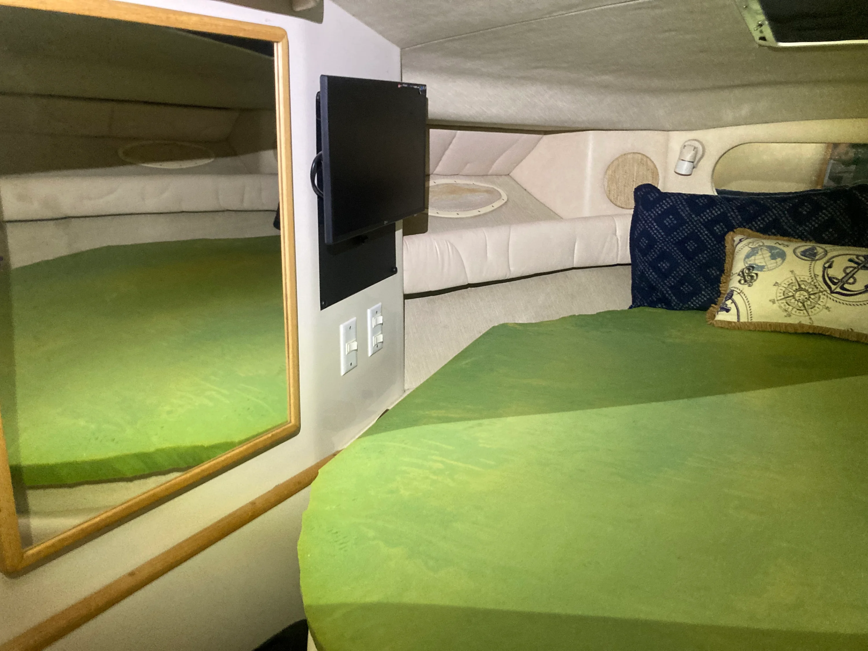 1996 Sea Ray 370 SUNDANCER Image Thumbnail #14