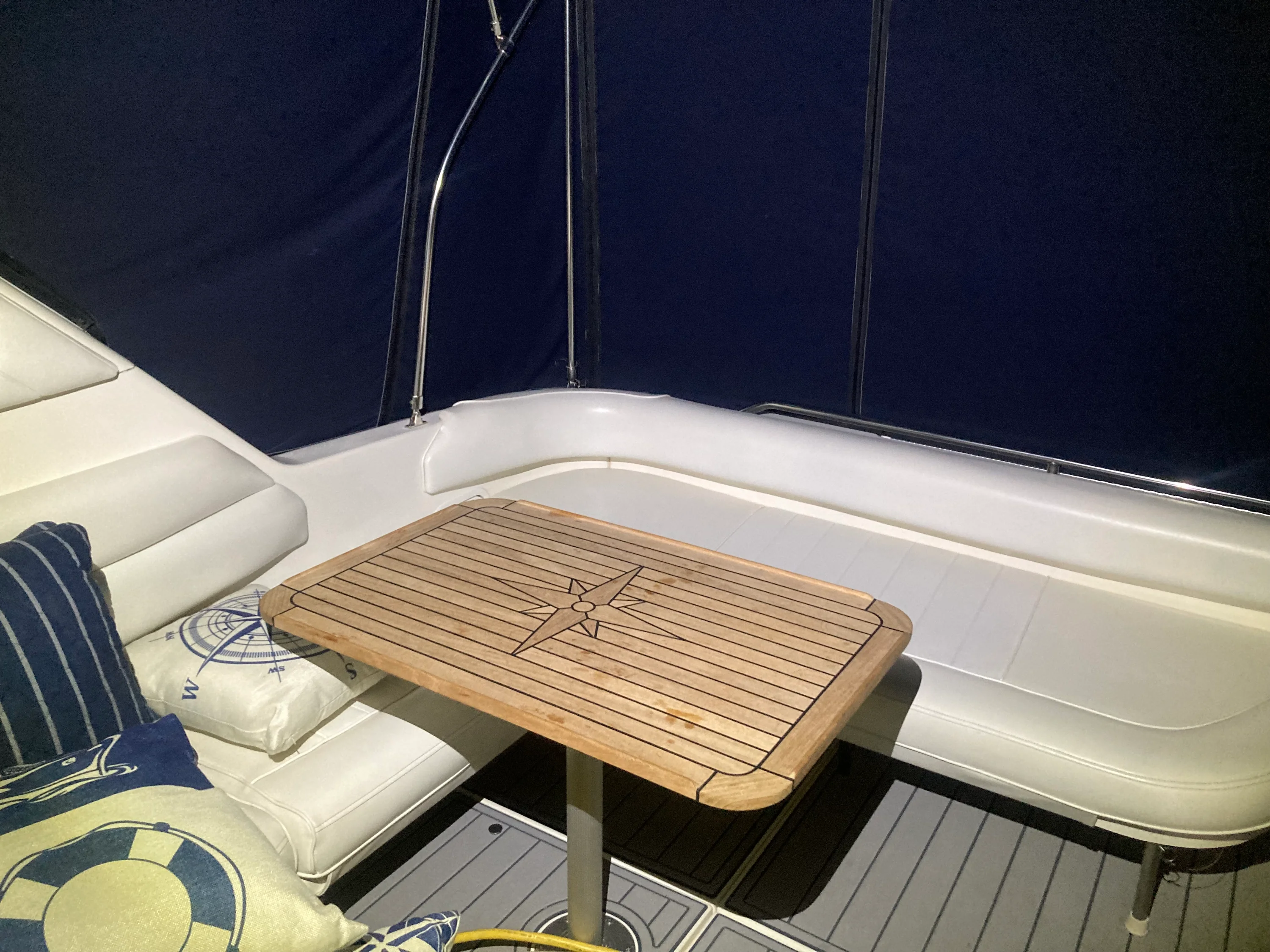 1996 Sea Ray 370 SUNDANCER Image Thumbnail #15