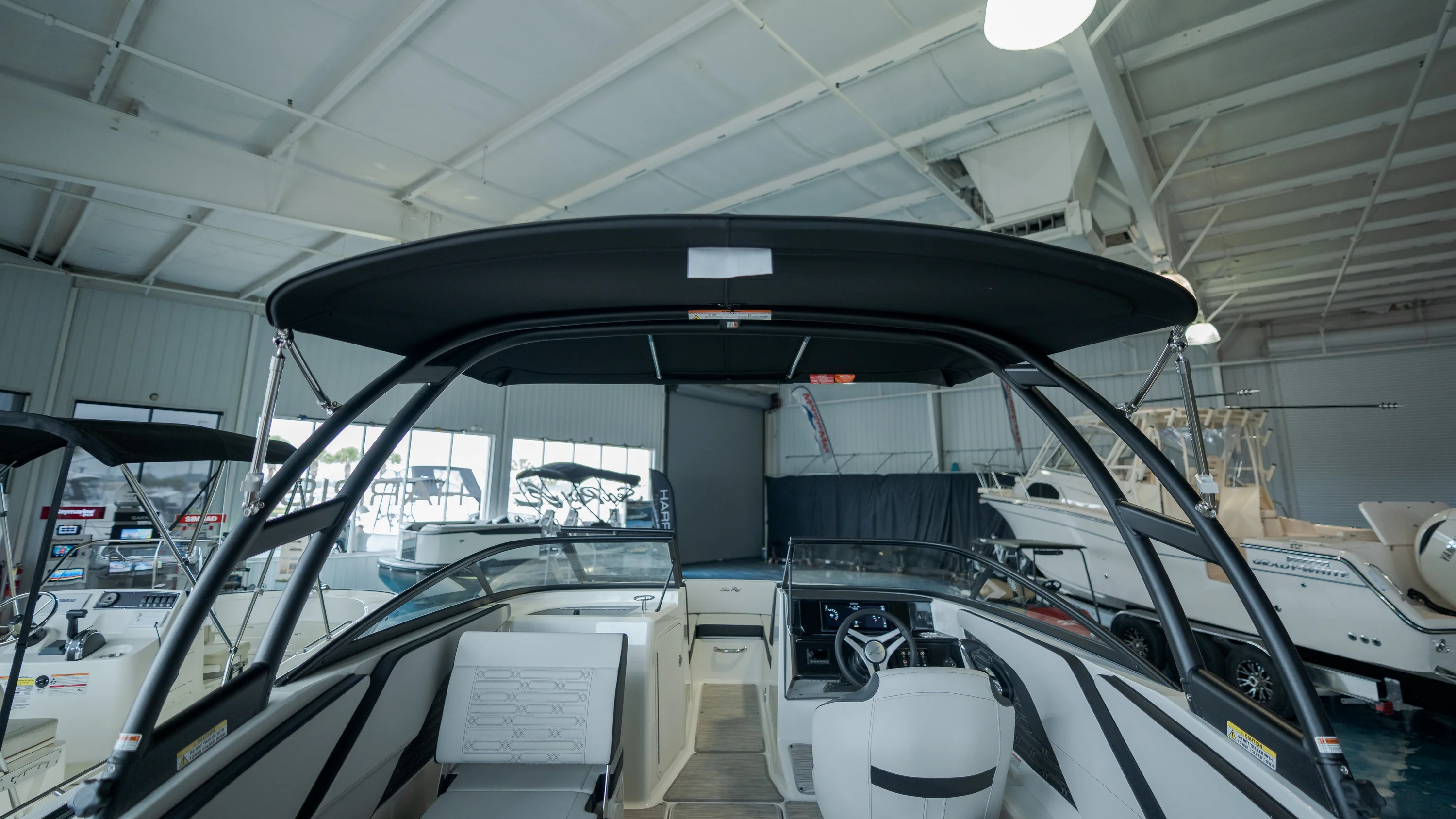 2026 Sea Ray SPX 210 Outboard Image Thumbnail #29