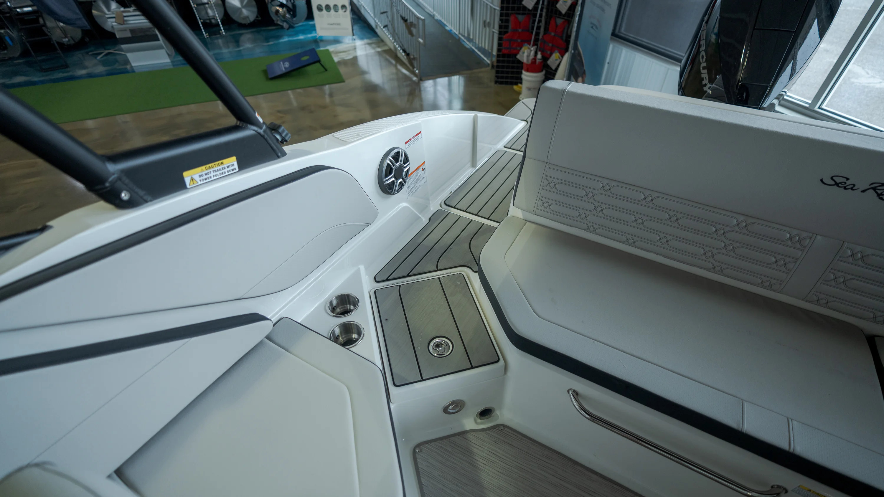 2026 Sea Ray SPX 210 Outboard Image Thumbnail #26