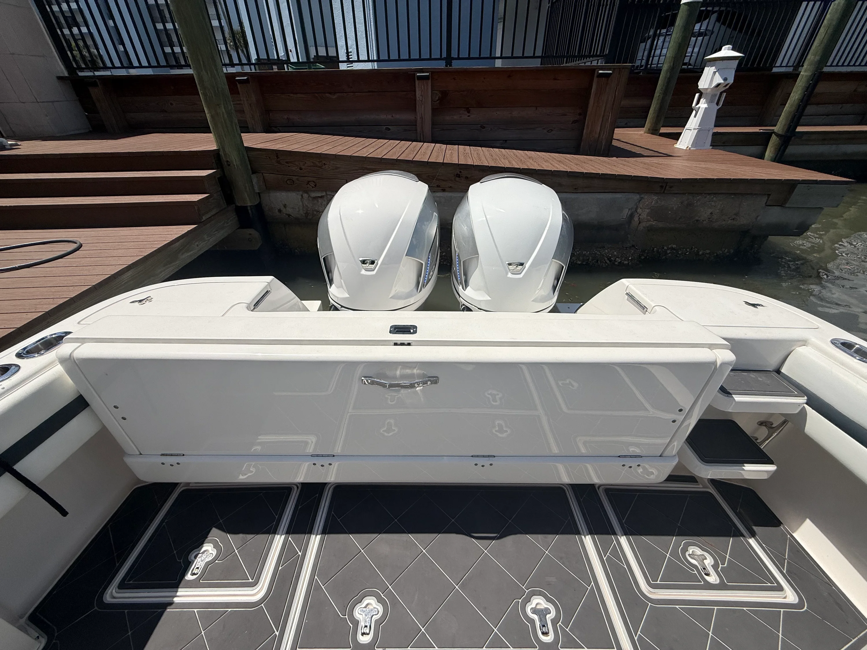 2018 Intrepid 375 CC Image Thumbnail #17