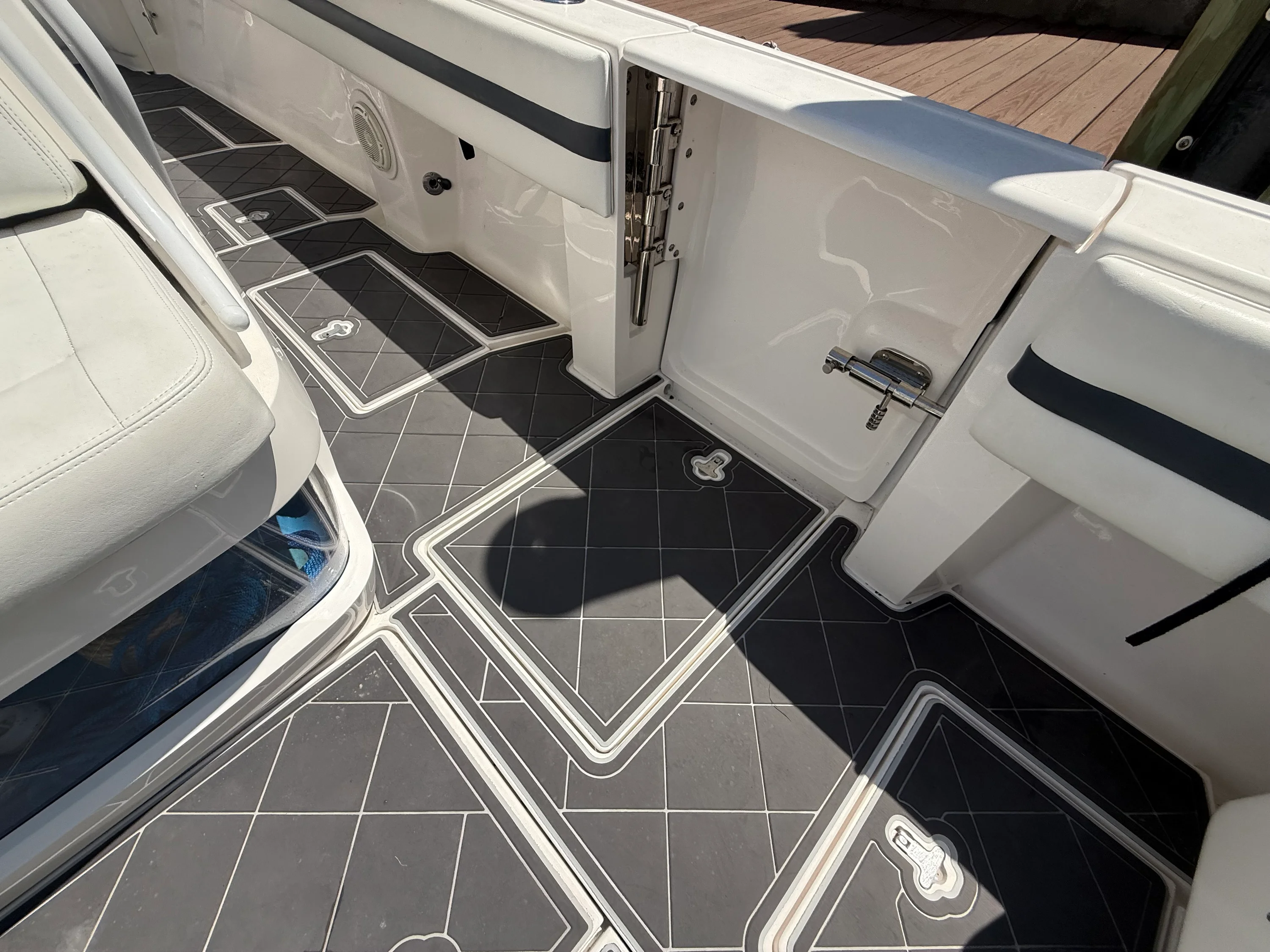 2018 Intrepid 375 CC Image Thumbnail #22