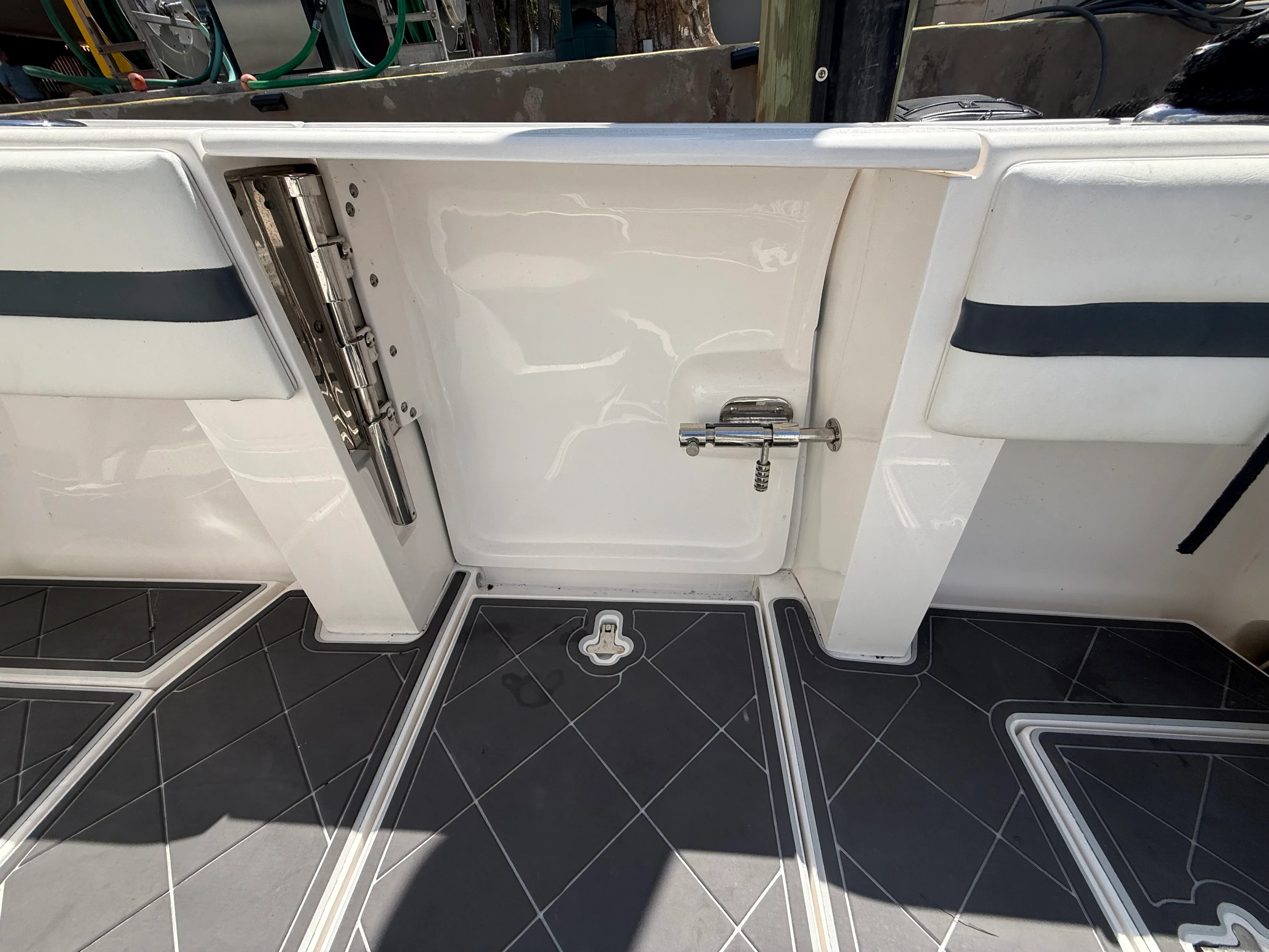 2018 Intrepid 375 CC Image Thumbnail #21