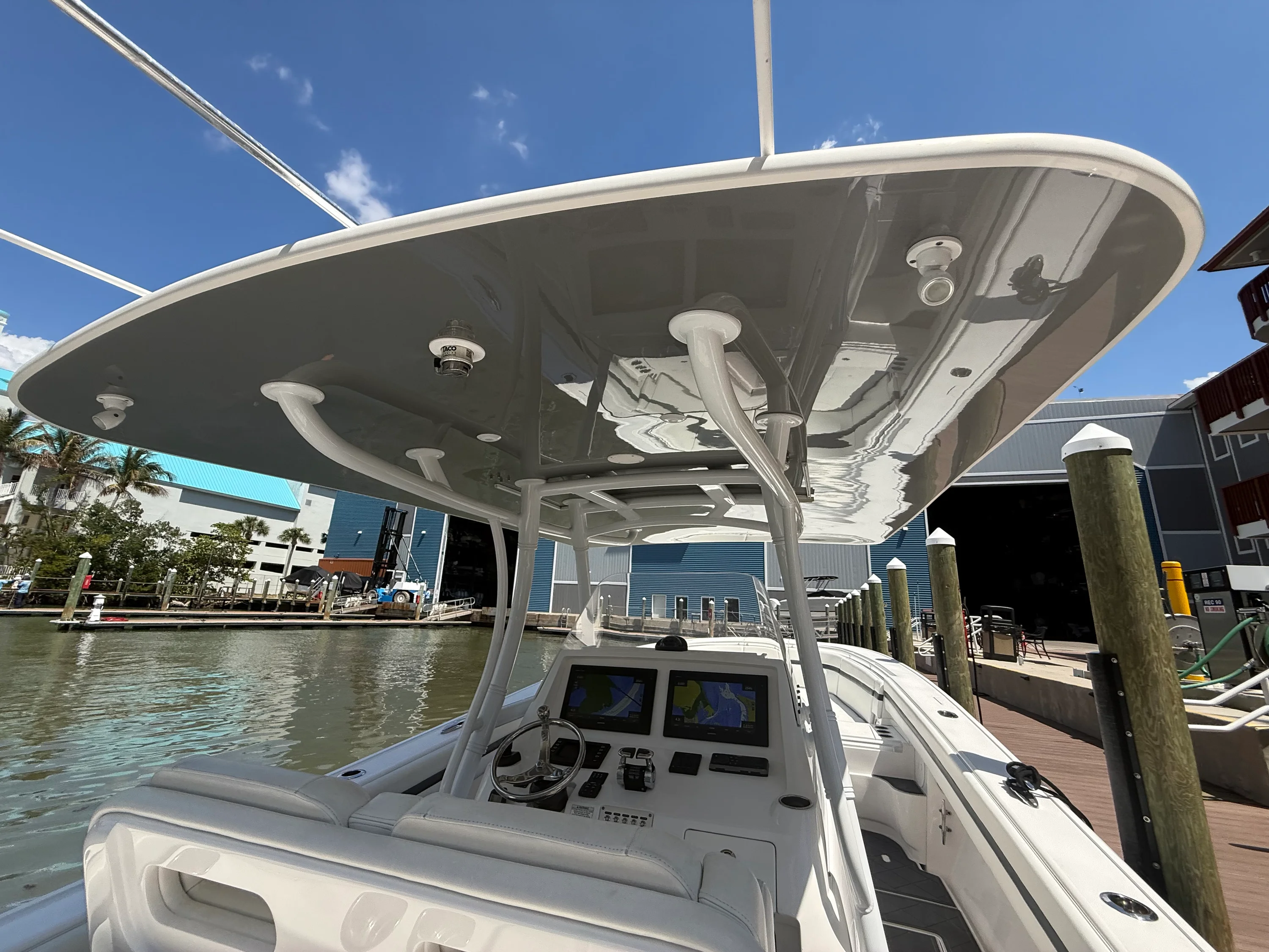 2018 Intrepid 375 CC Image Thumbnail #24