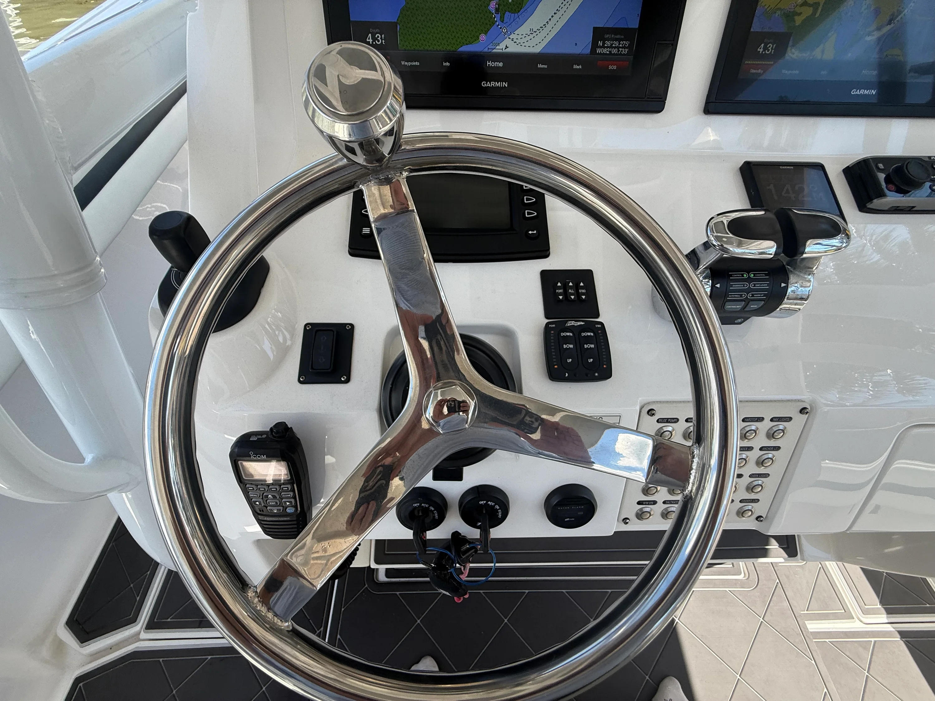 2018 Intrepid 375 CC Image Thumbnail #30