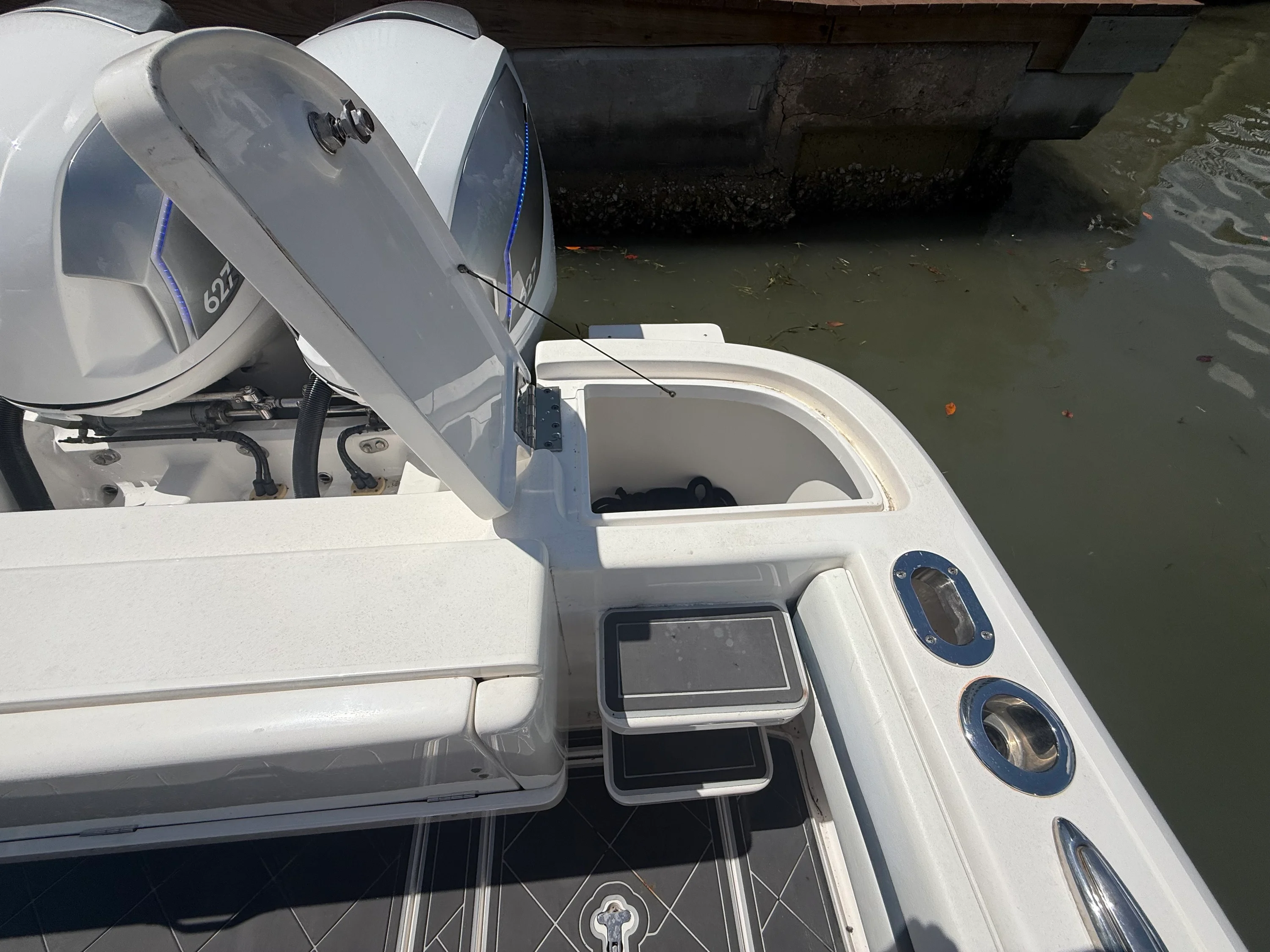 2018 Intrepid 375 CC Image Thumbnail #15