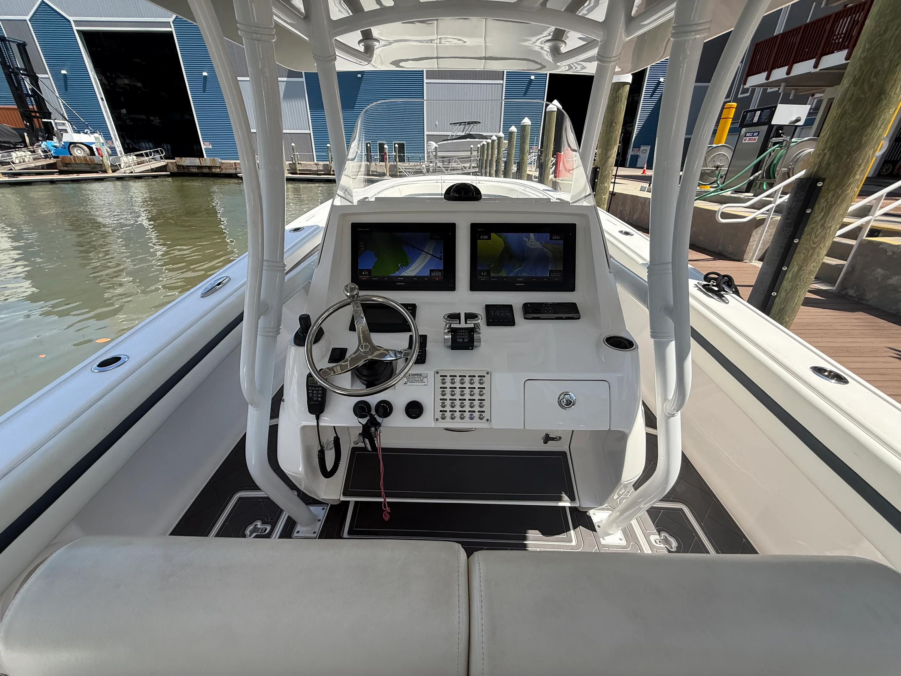 2018 Intrepid 375 CC Image Thumbnail #28