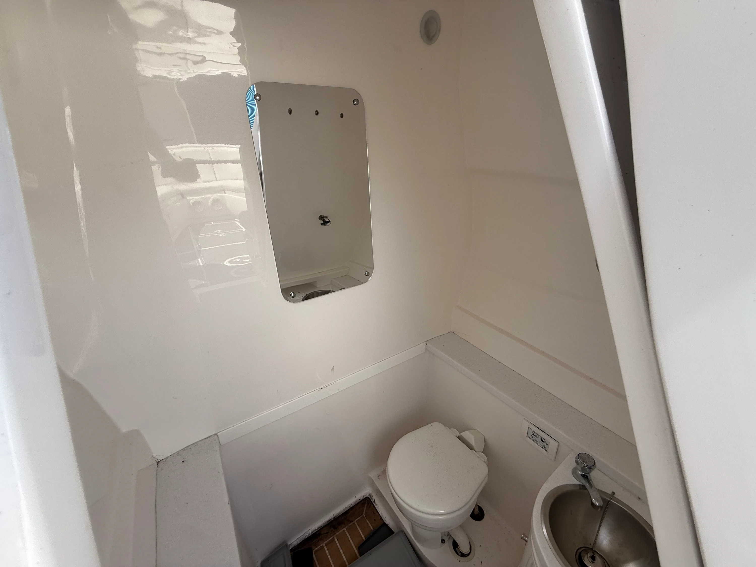 2018 Intrepid 375 CC Image Thumbnail #36