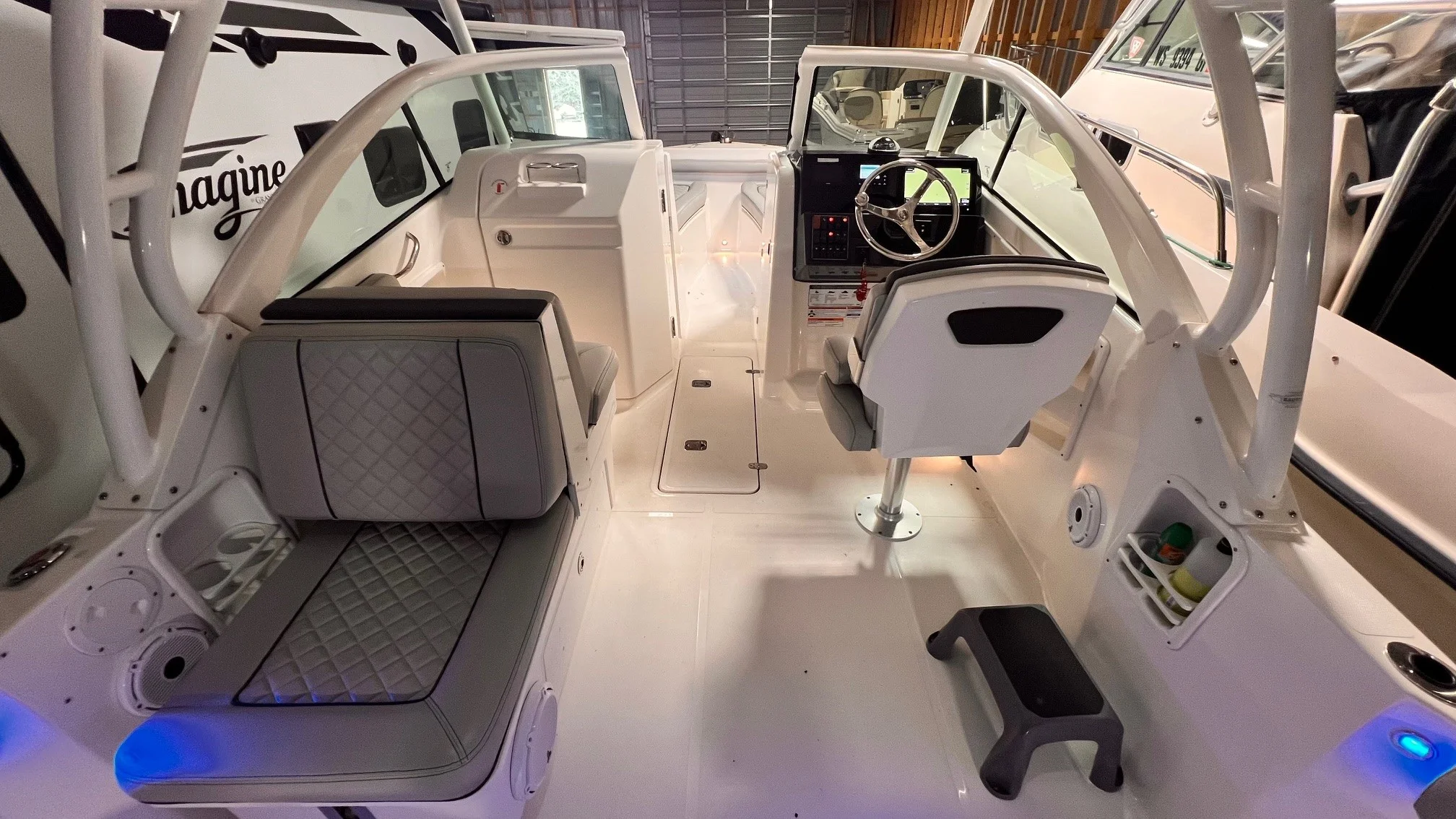 2022 Pursuit 246DC Image Thumbnail #30