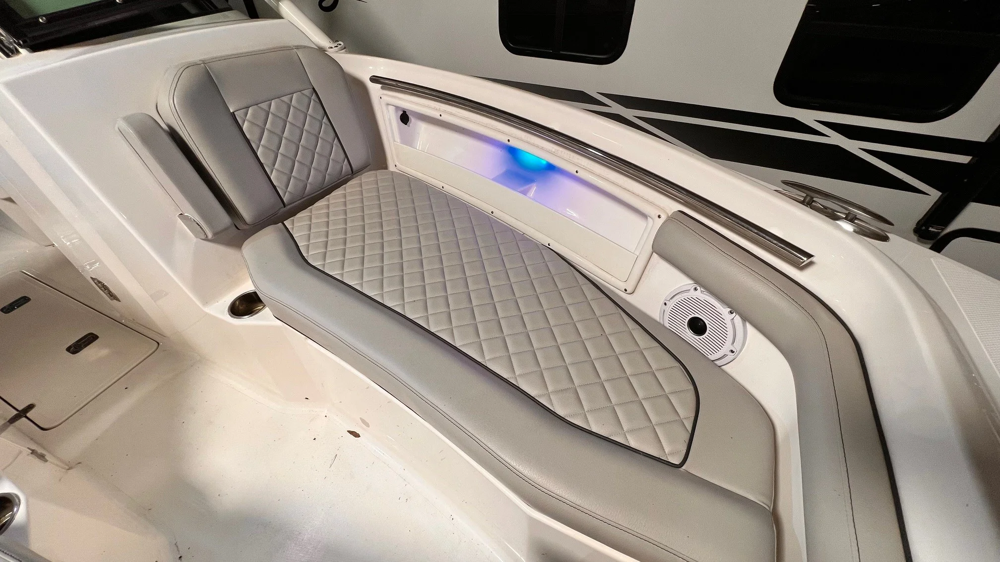 2022 Pursuit 246DC Image Thumbnail #15