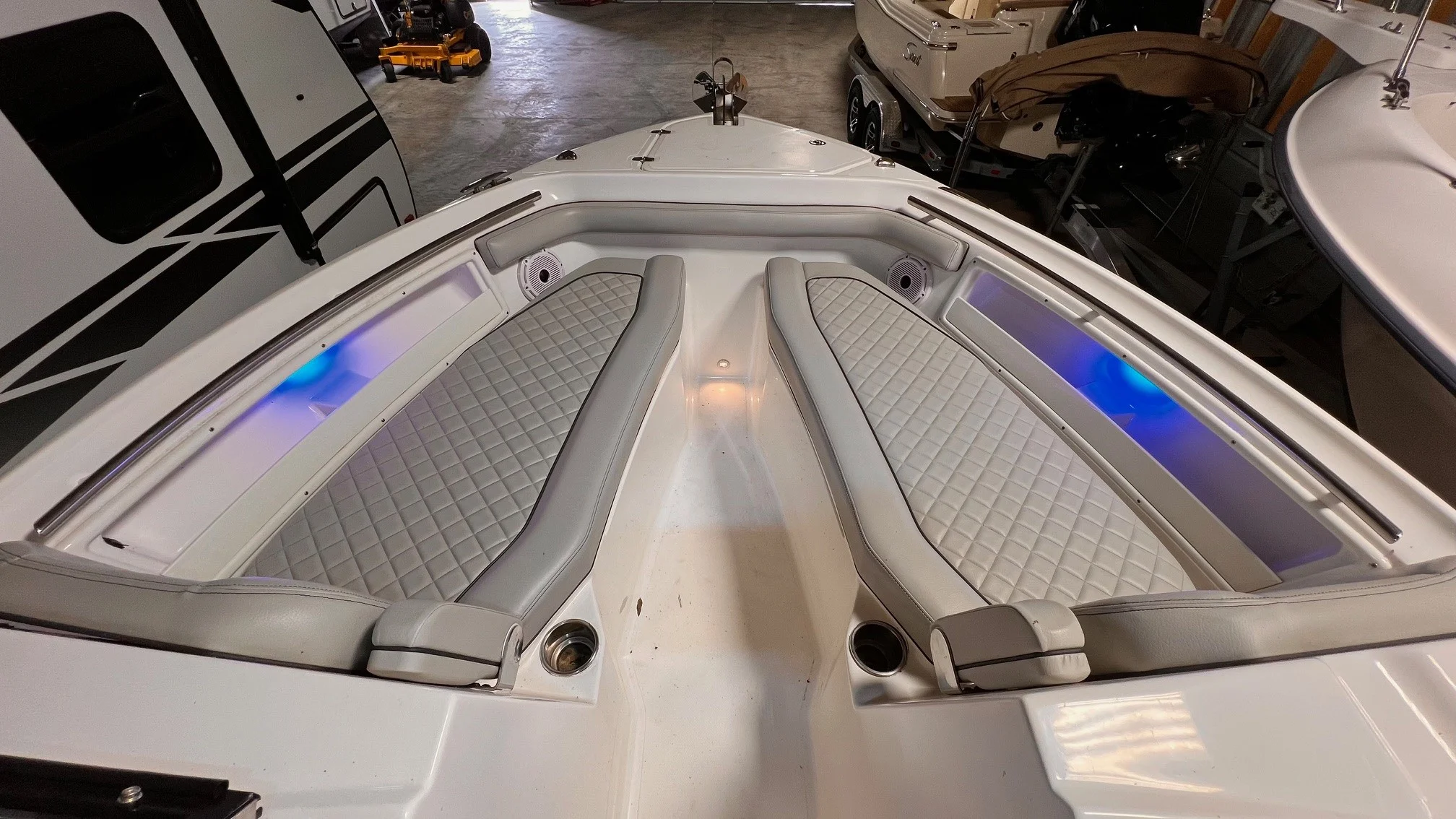 2022 Pursuit 246DC Image Thumbnail #11