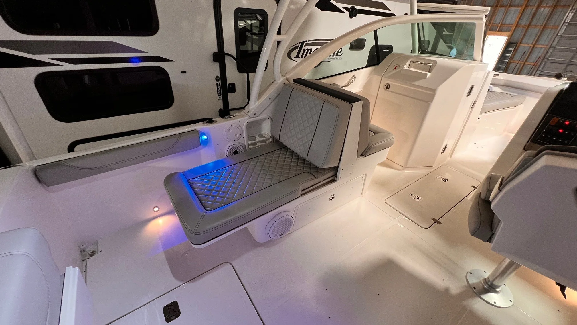 2022 Pursuit 246DC Image Thumbnail #25