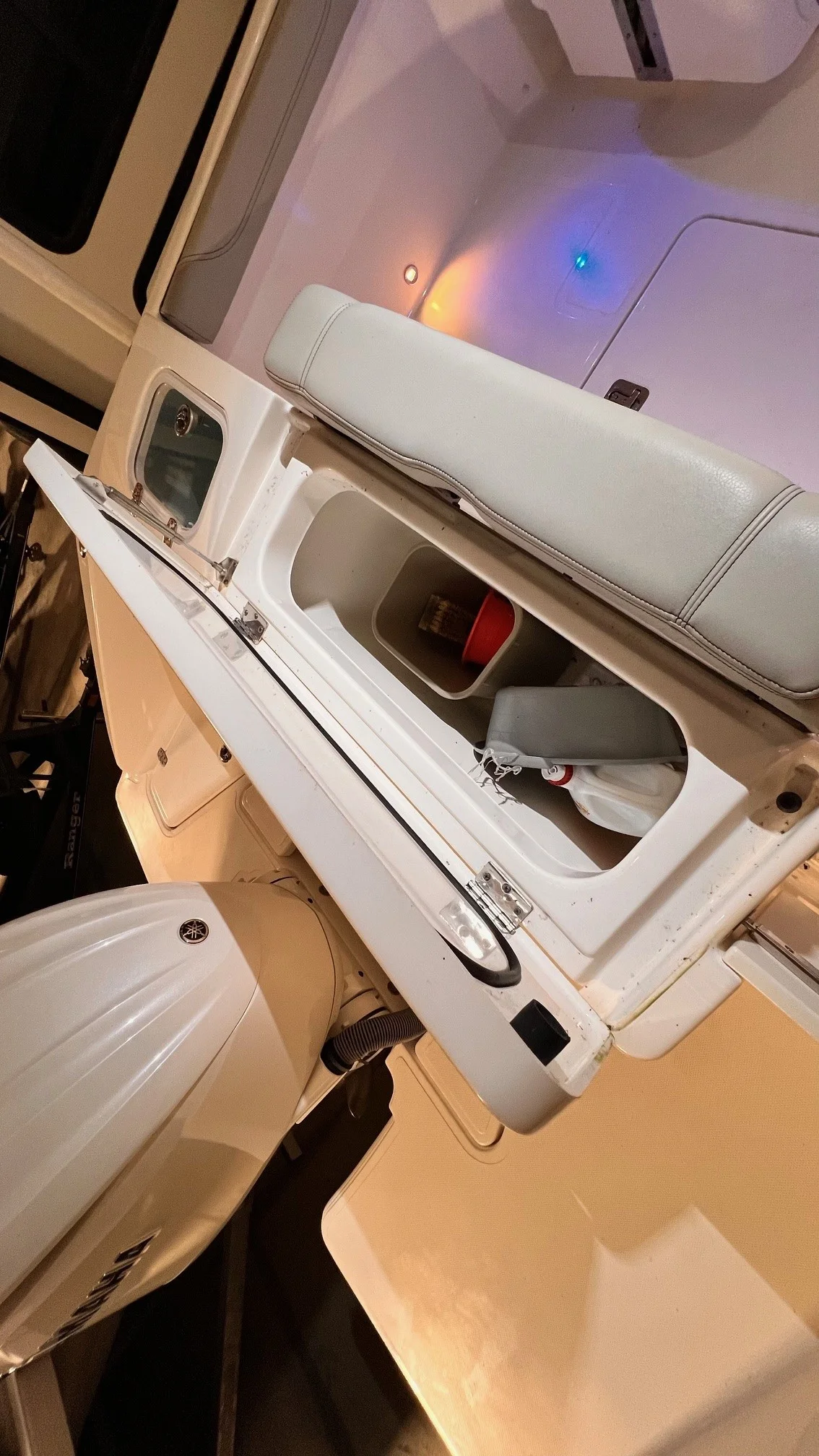 2022 Pursuit 246DC Image Thumbnail #28