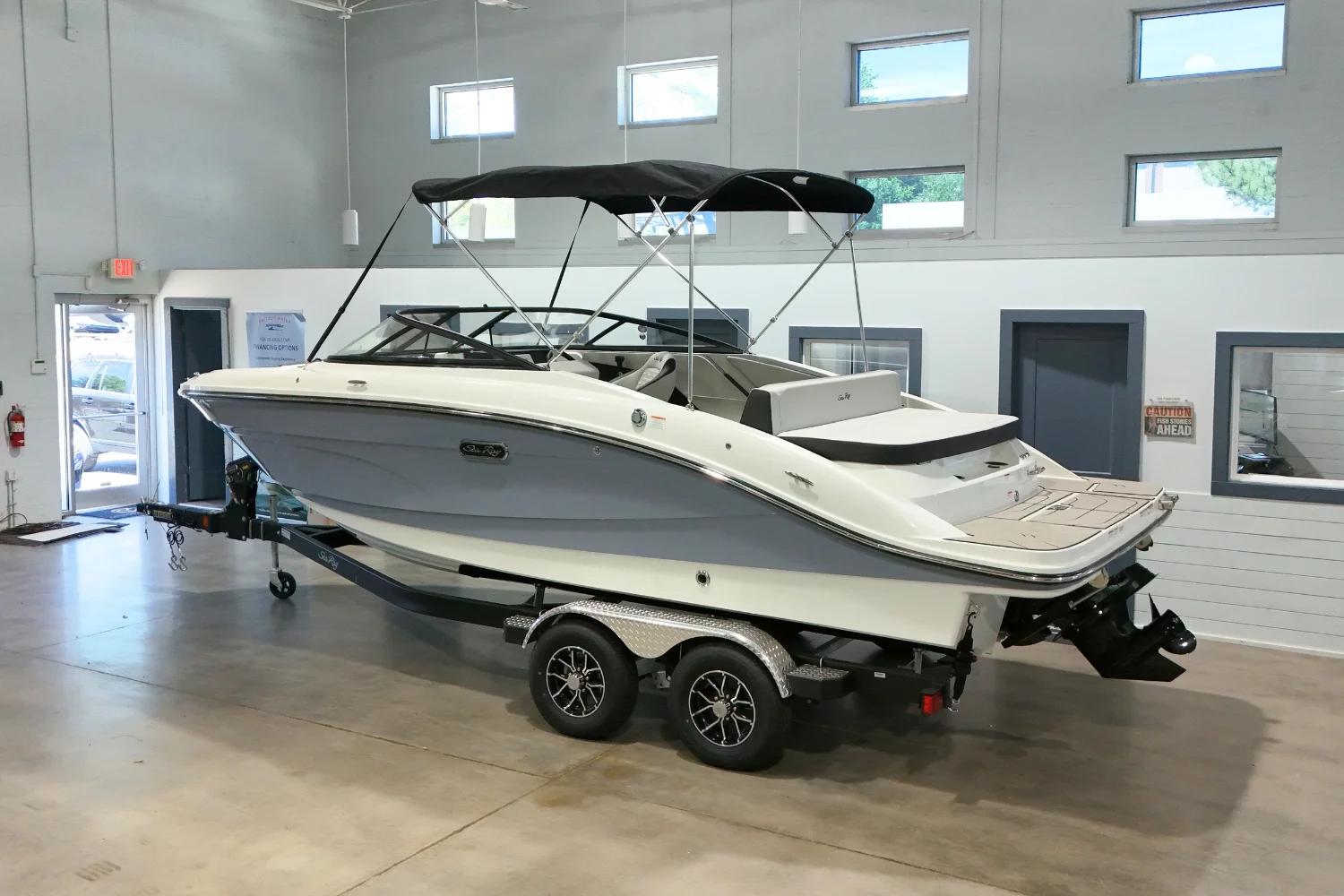 2026 Sea Ray SPX 210 Image Thumbnail #2