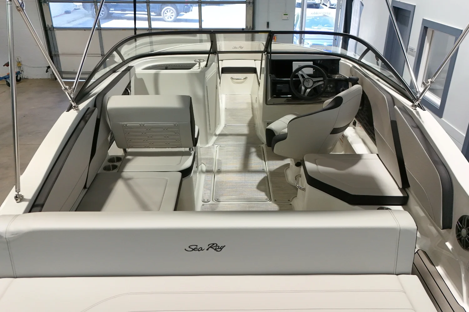 2026 Sea Ray SPX 210 Image Thumbnail #7