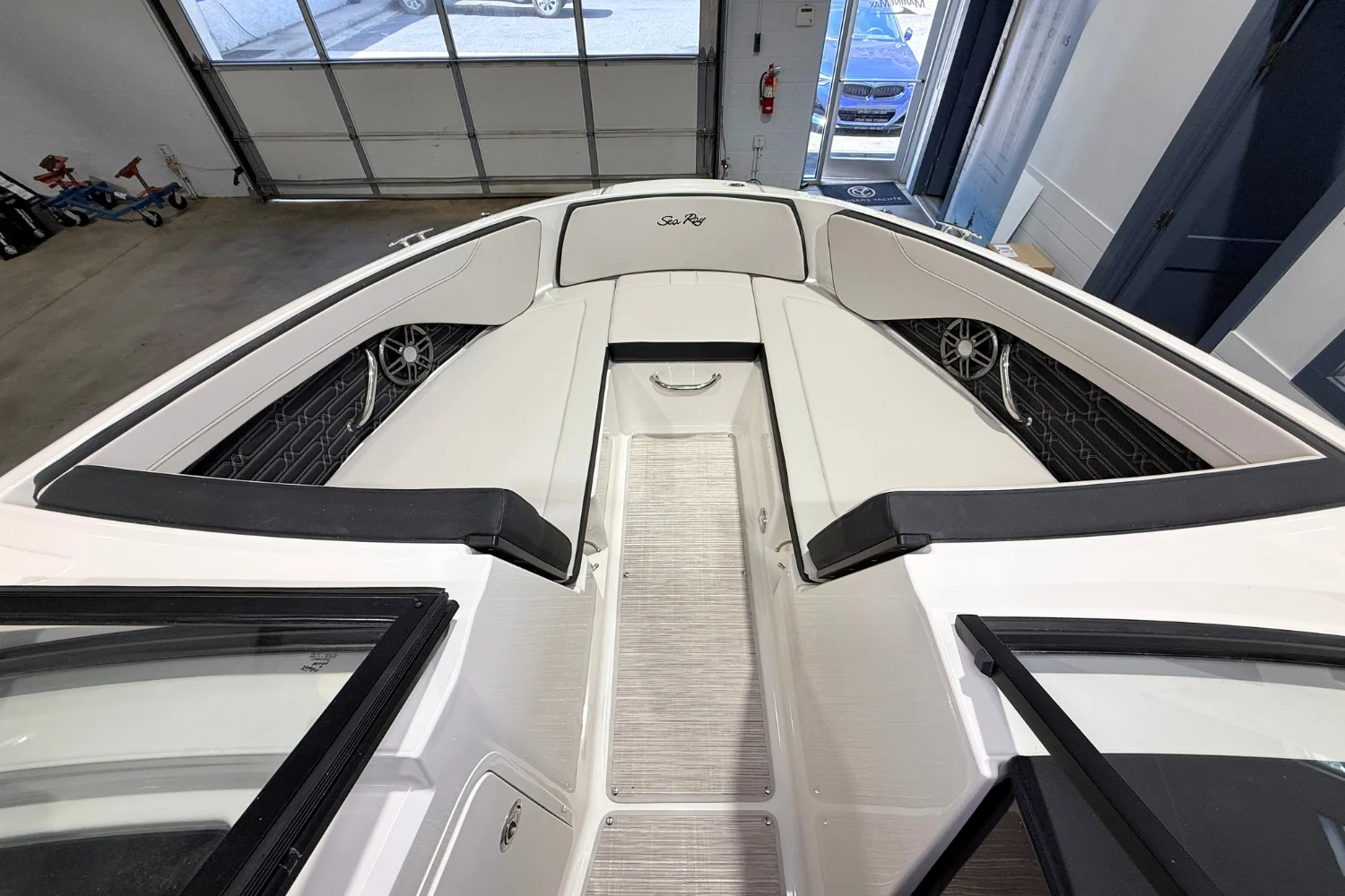 2026 Sea Ray SPX 210 Image Thumbnail #19