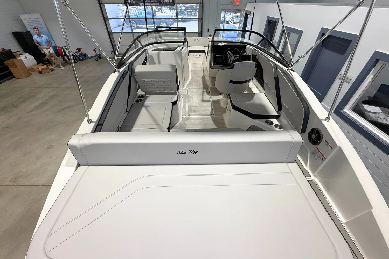 2026 Sea Ray SPX 210 Image Thumbnail #6