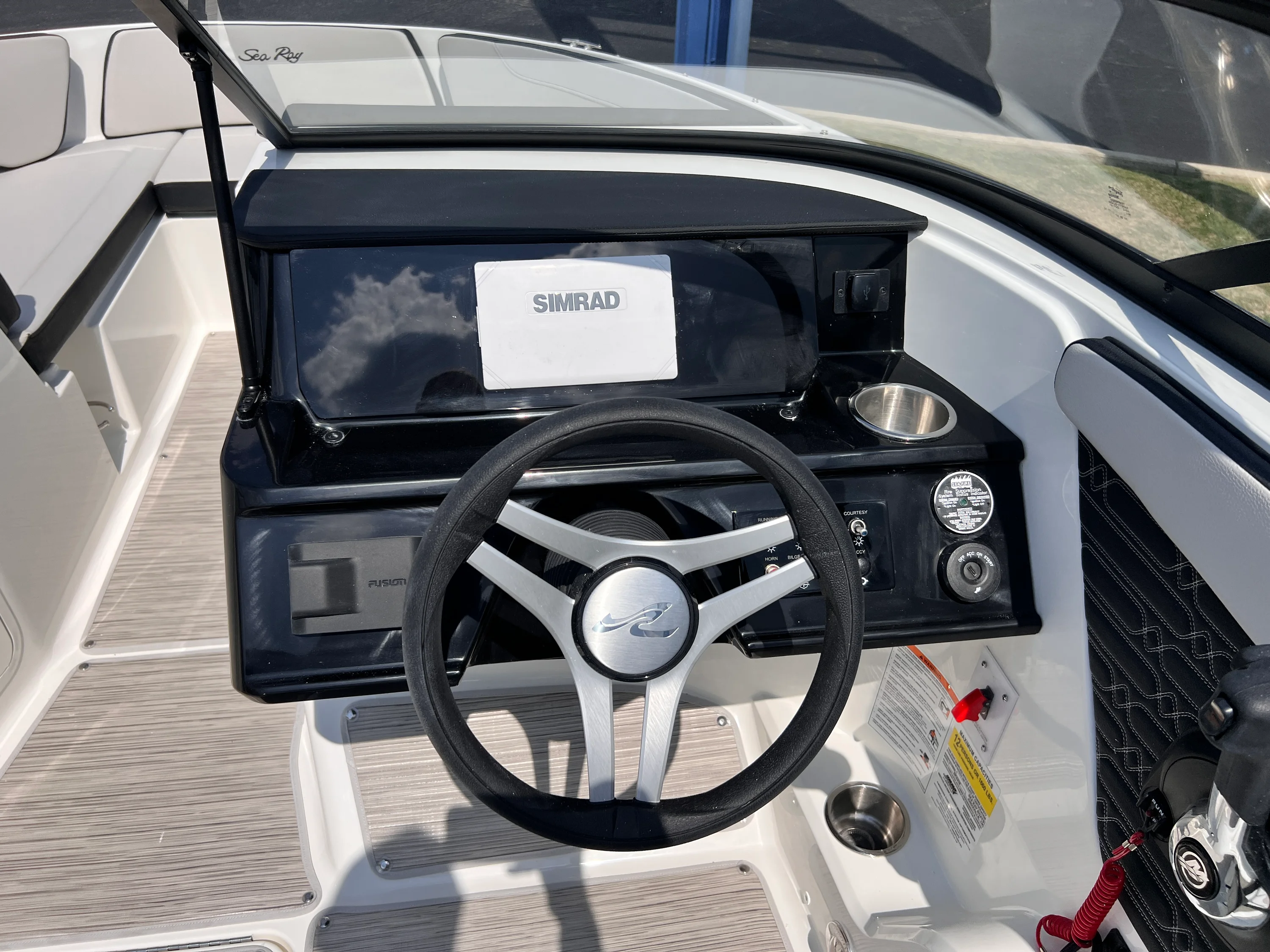 2026 Sea Ray SPX 210 Image Thumbnail #6
