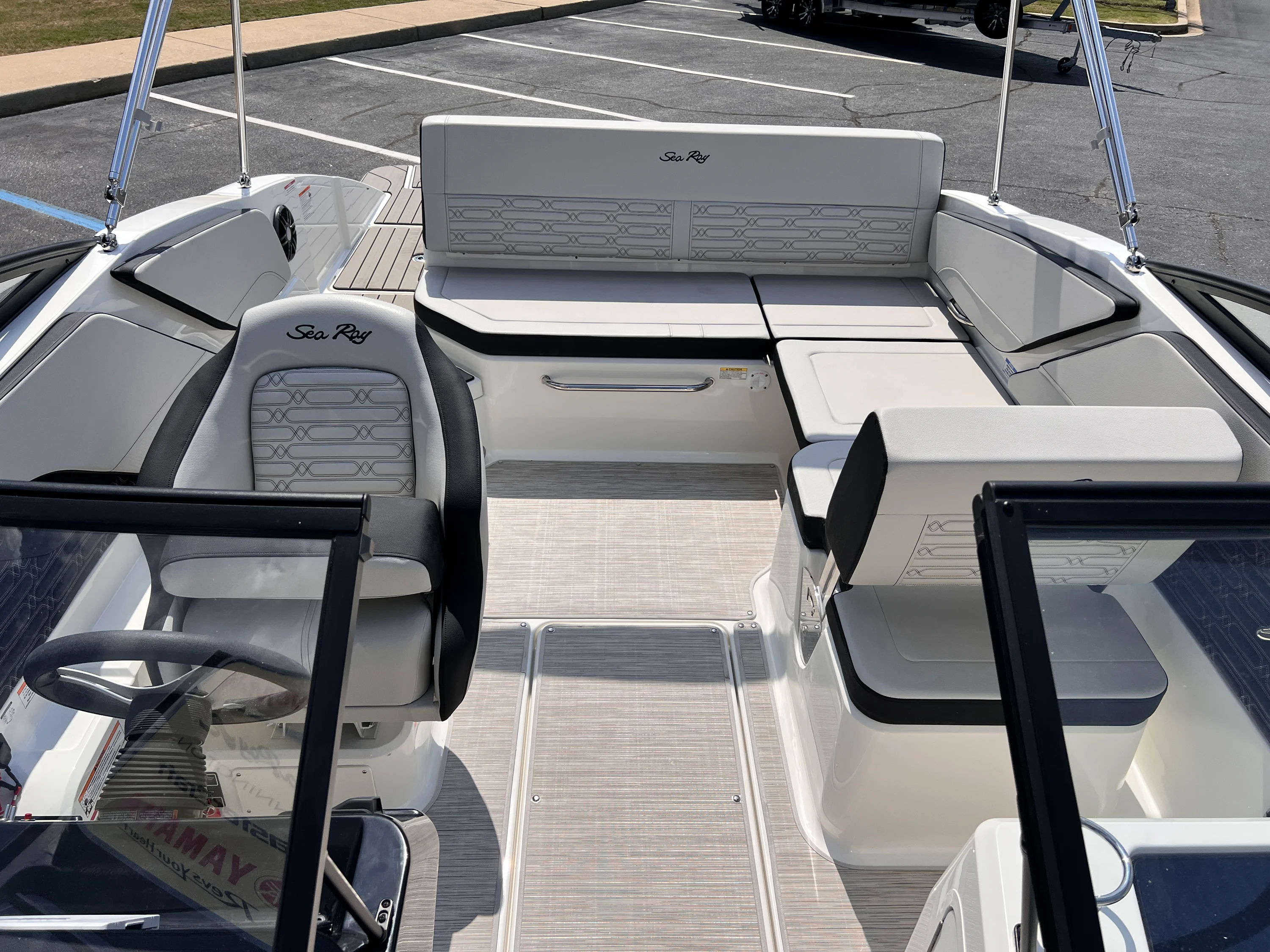 2026 Sea Ray SPX 210 Image Thumbnail #10