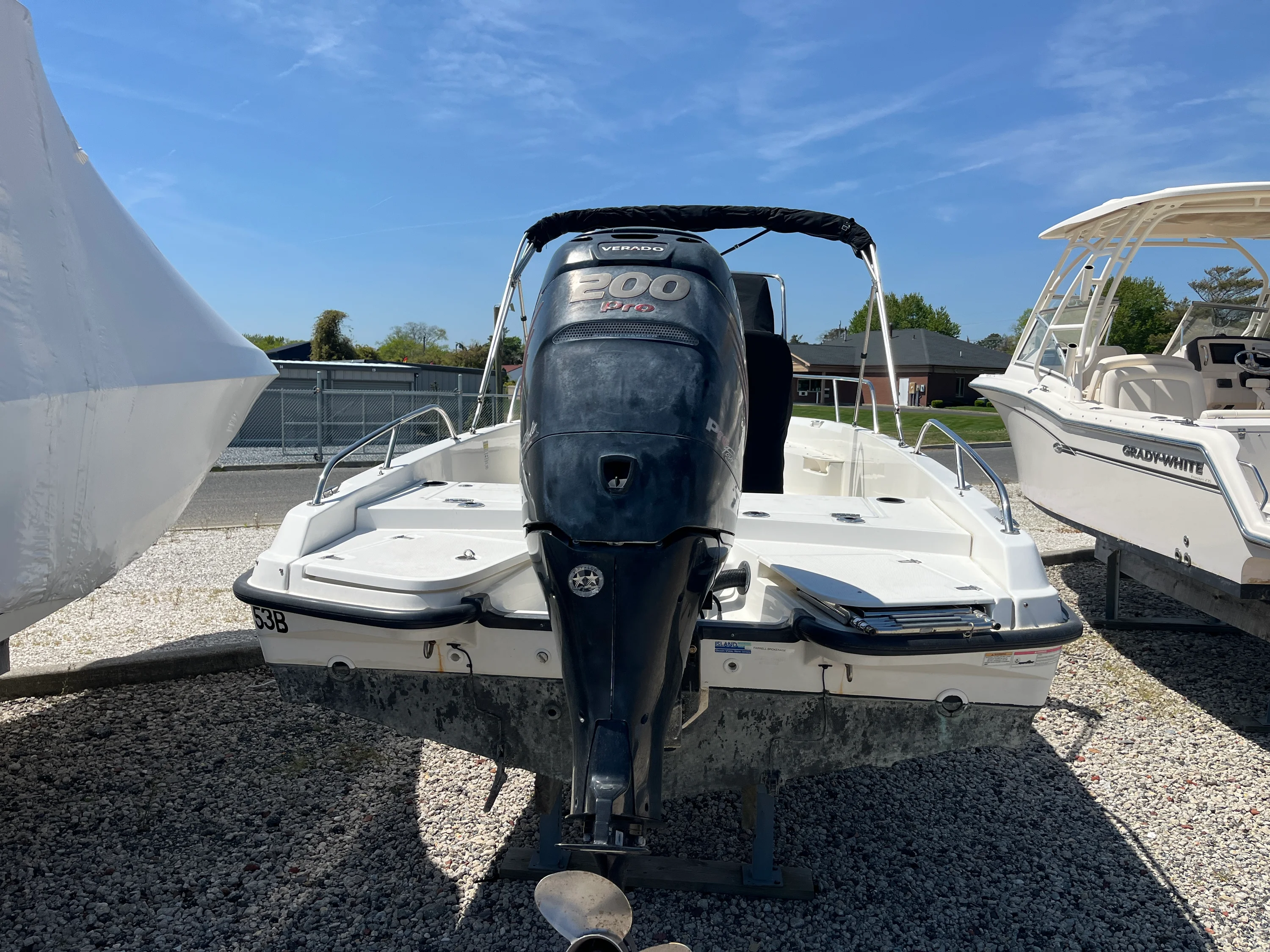 2017 Boston Whaler 210 DAUNTLESS Image Thumbnail #3