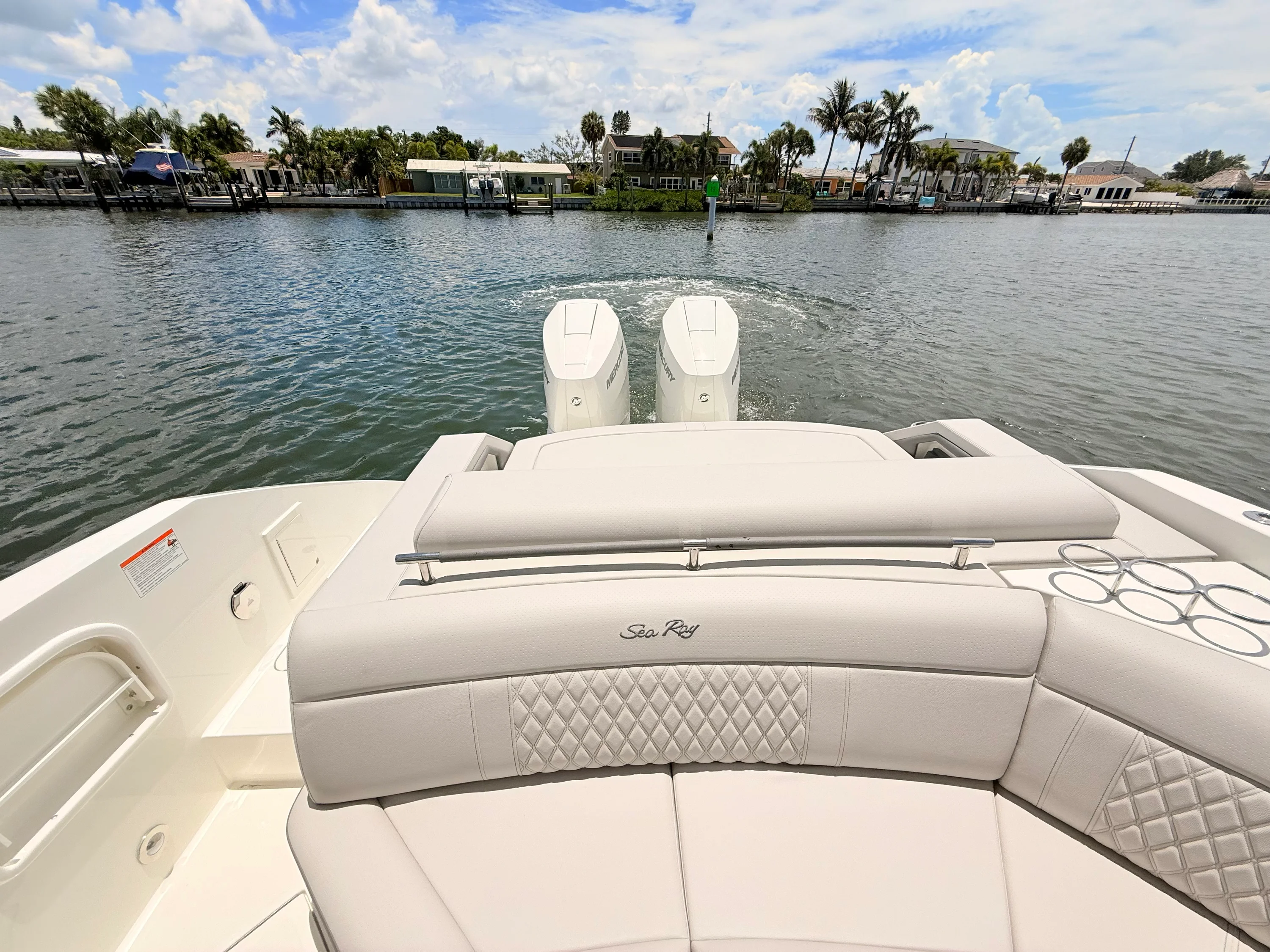 2026 Sea Ray SLX 310 Outboard Image Thumbnail #59