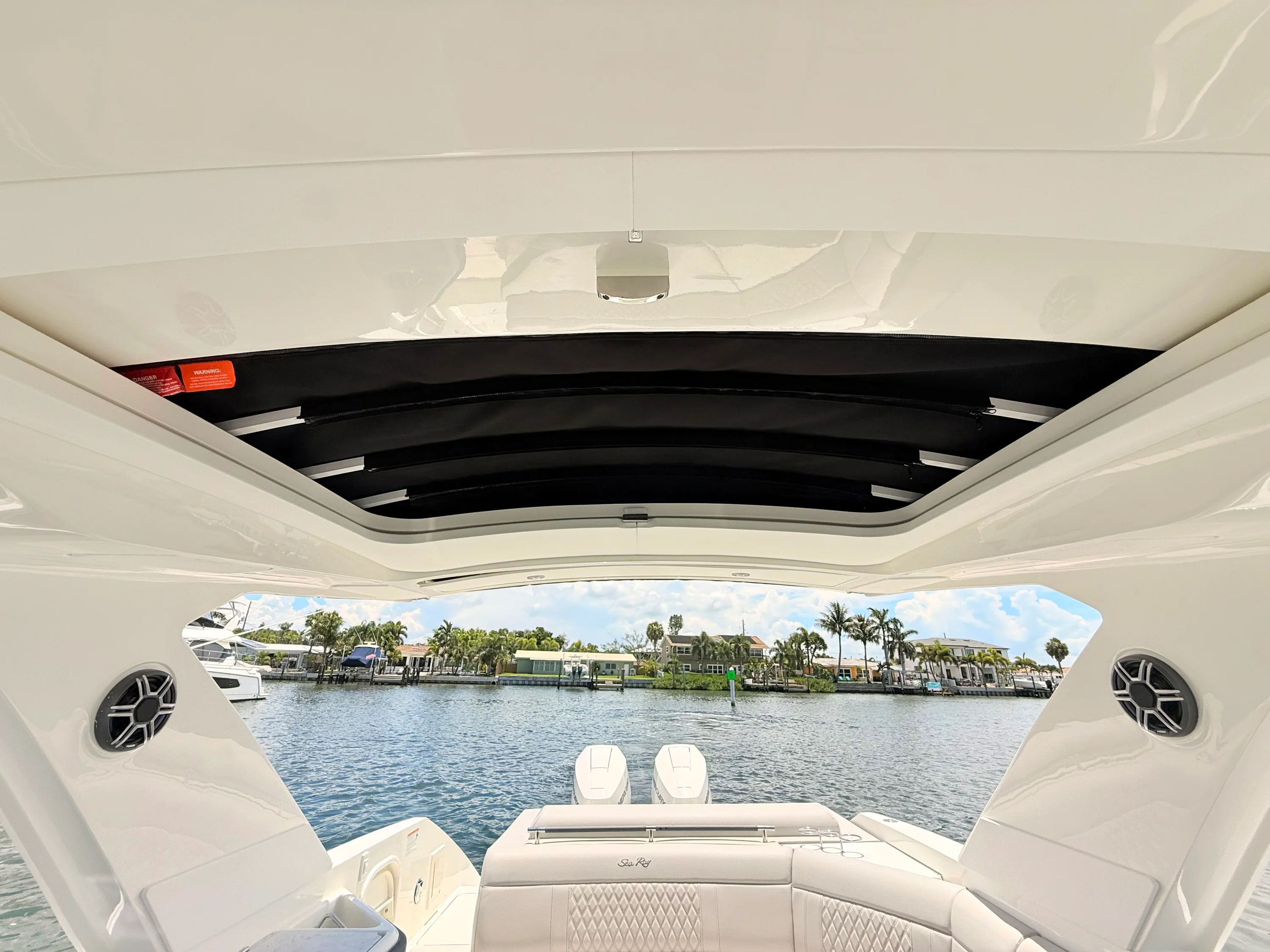 2026 Sea Ray SLX 310 Outboard Image Thumbnail #60