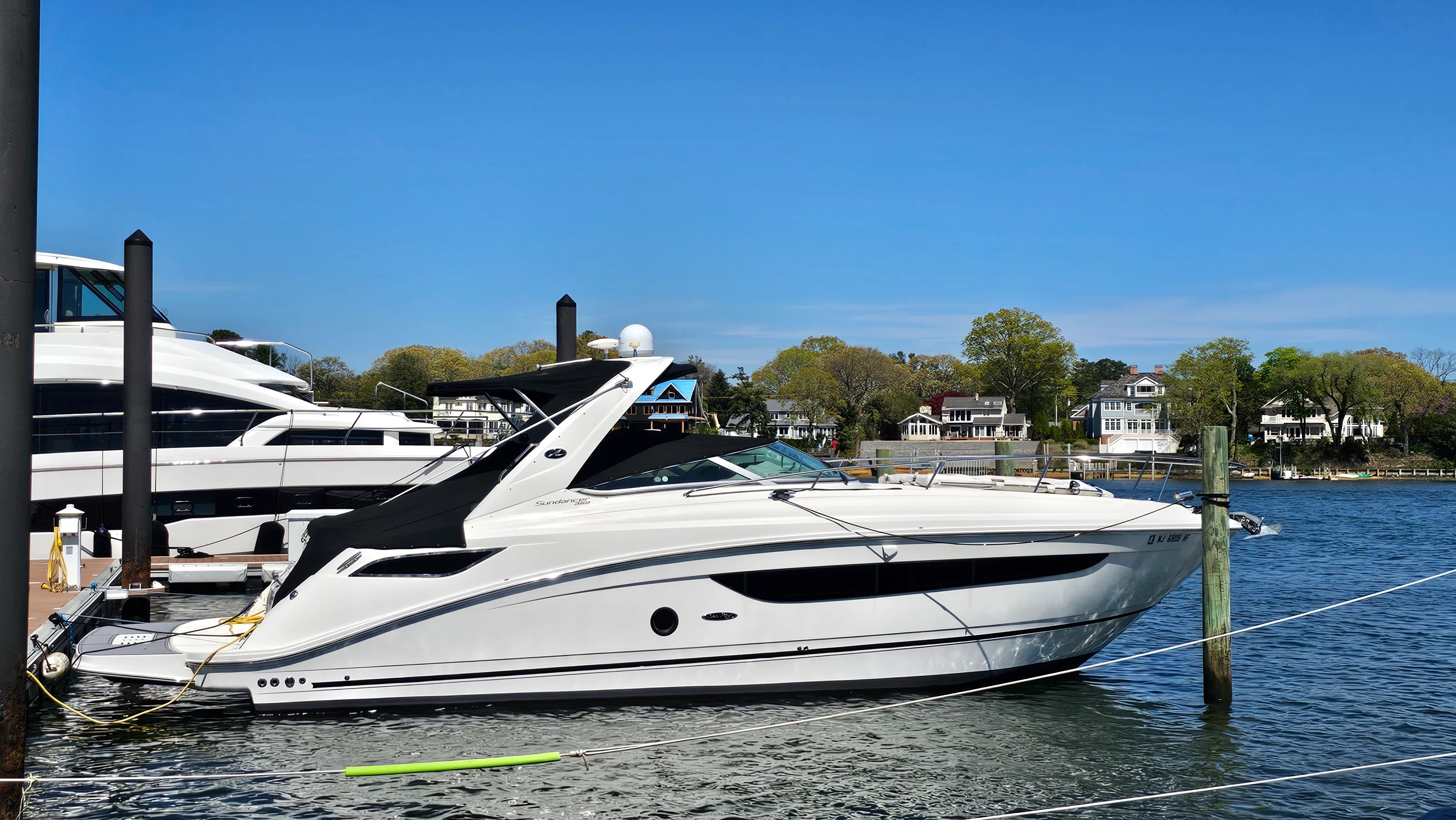 2013 Sea Ray 350 SUNDANCER Image Thumbnail #2