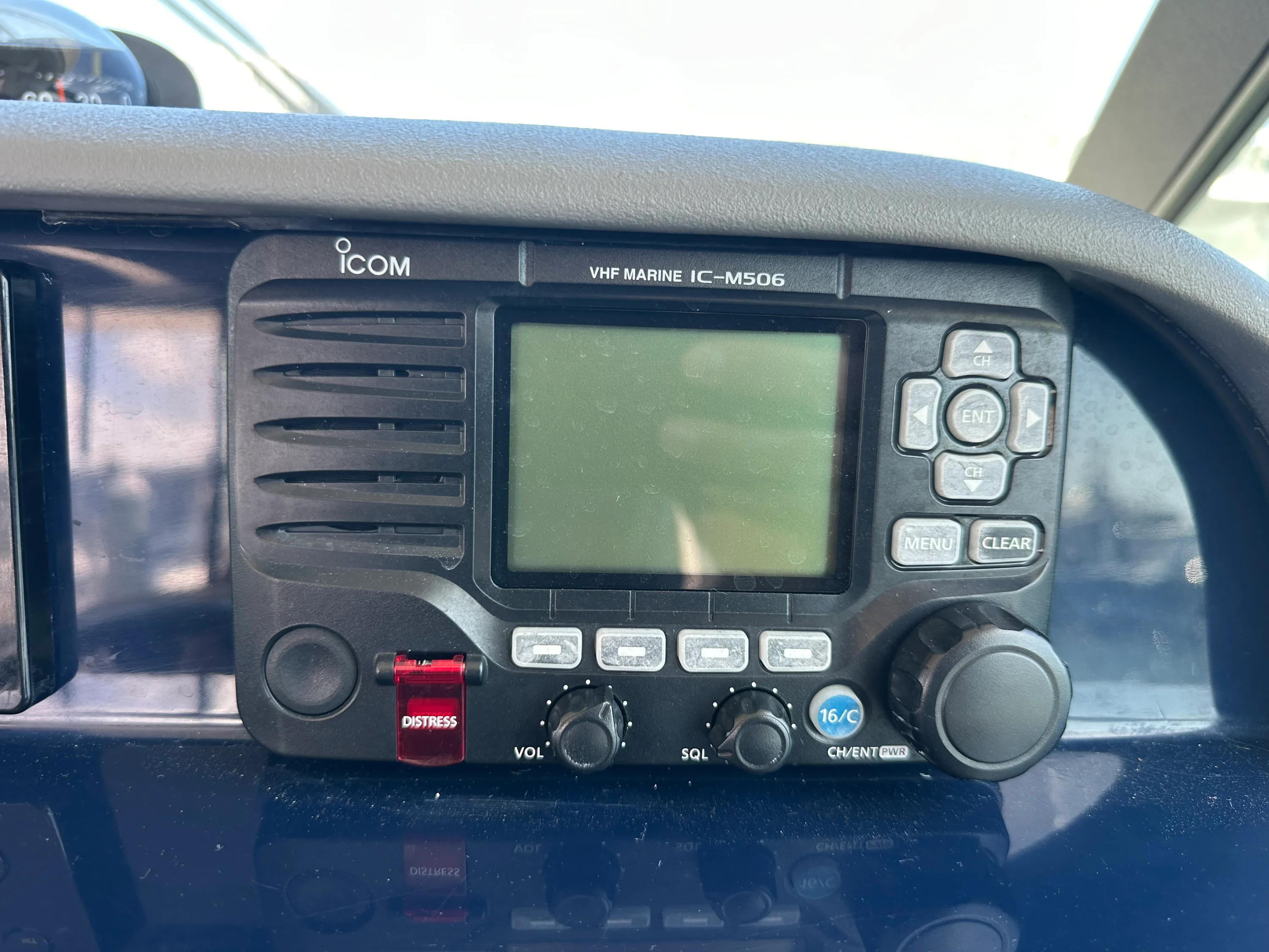 2015 Pursuit OS 345 Image Thumbnail #34