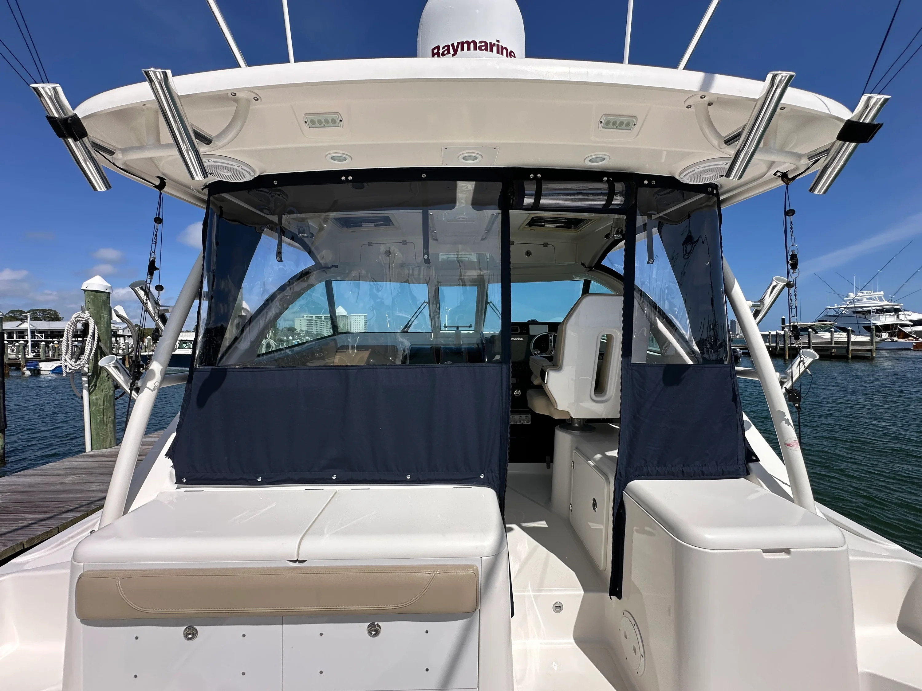 2015 Pursuit OS 345 Image Thumbnail #14