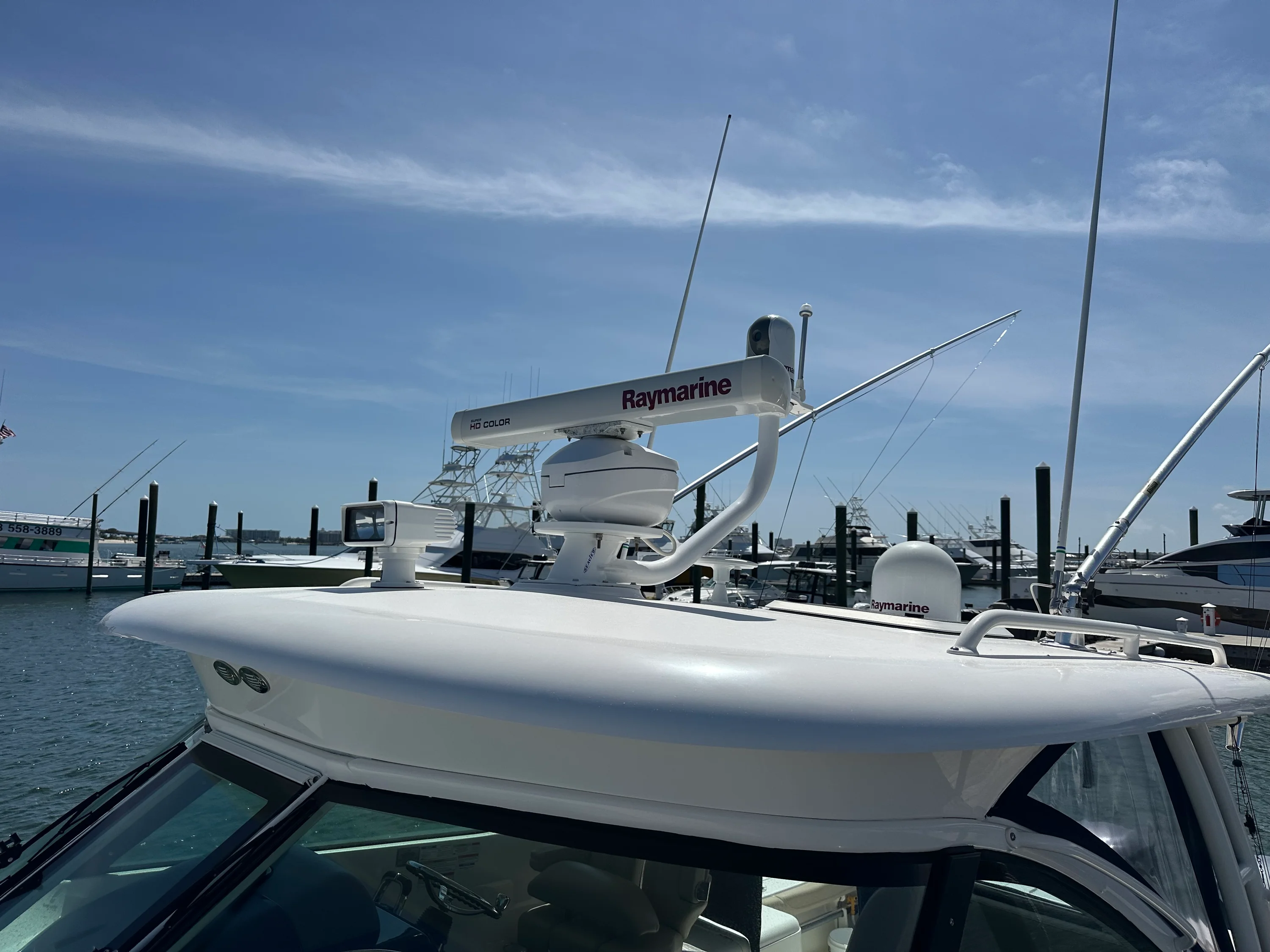 2015 Pursuit OS 345 Image Thumbnail #5